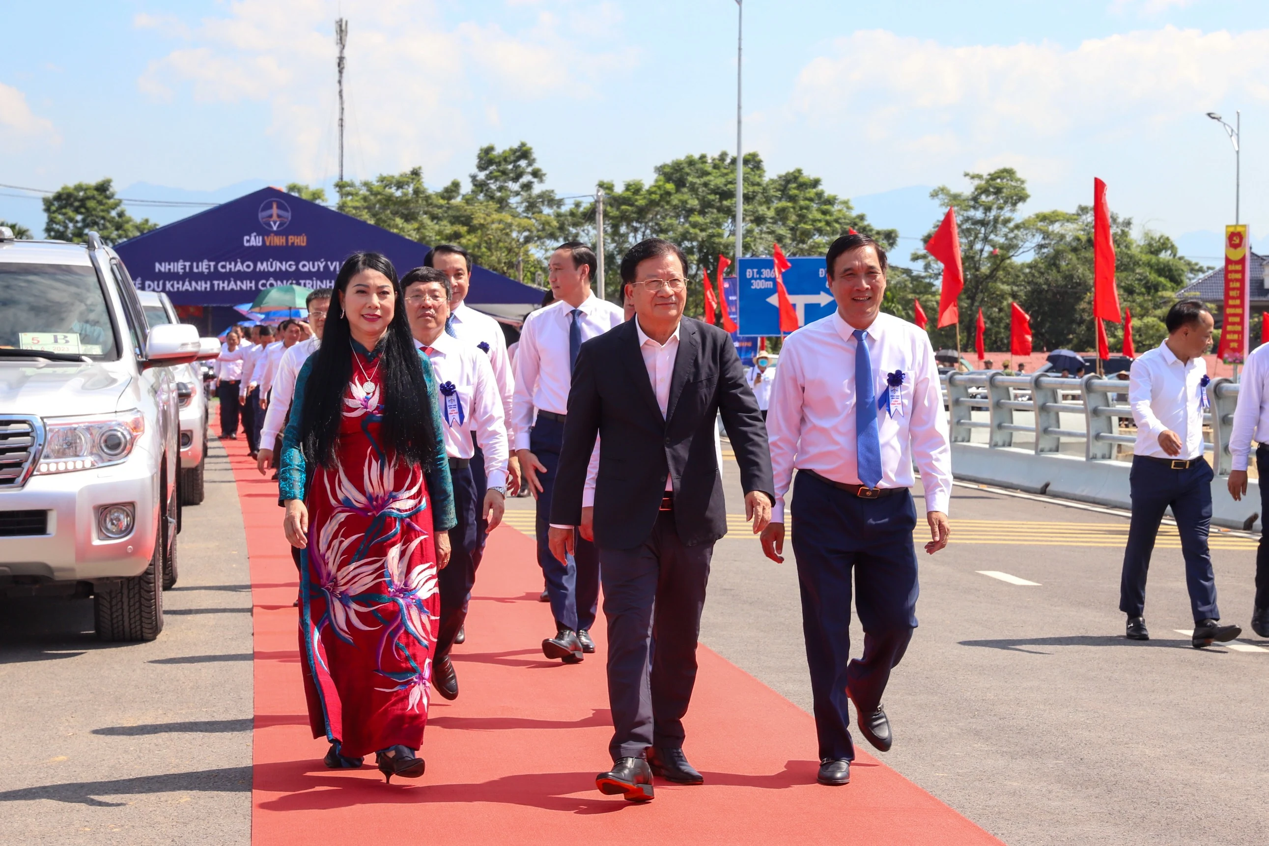 Khánh thành cầu Vĩnh Phú qua sông Lô nối tỉnh Phú Thọ và Vĩnh Phúc