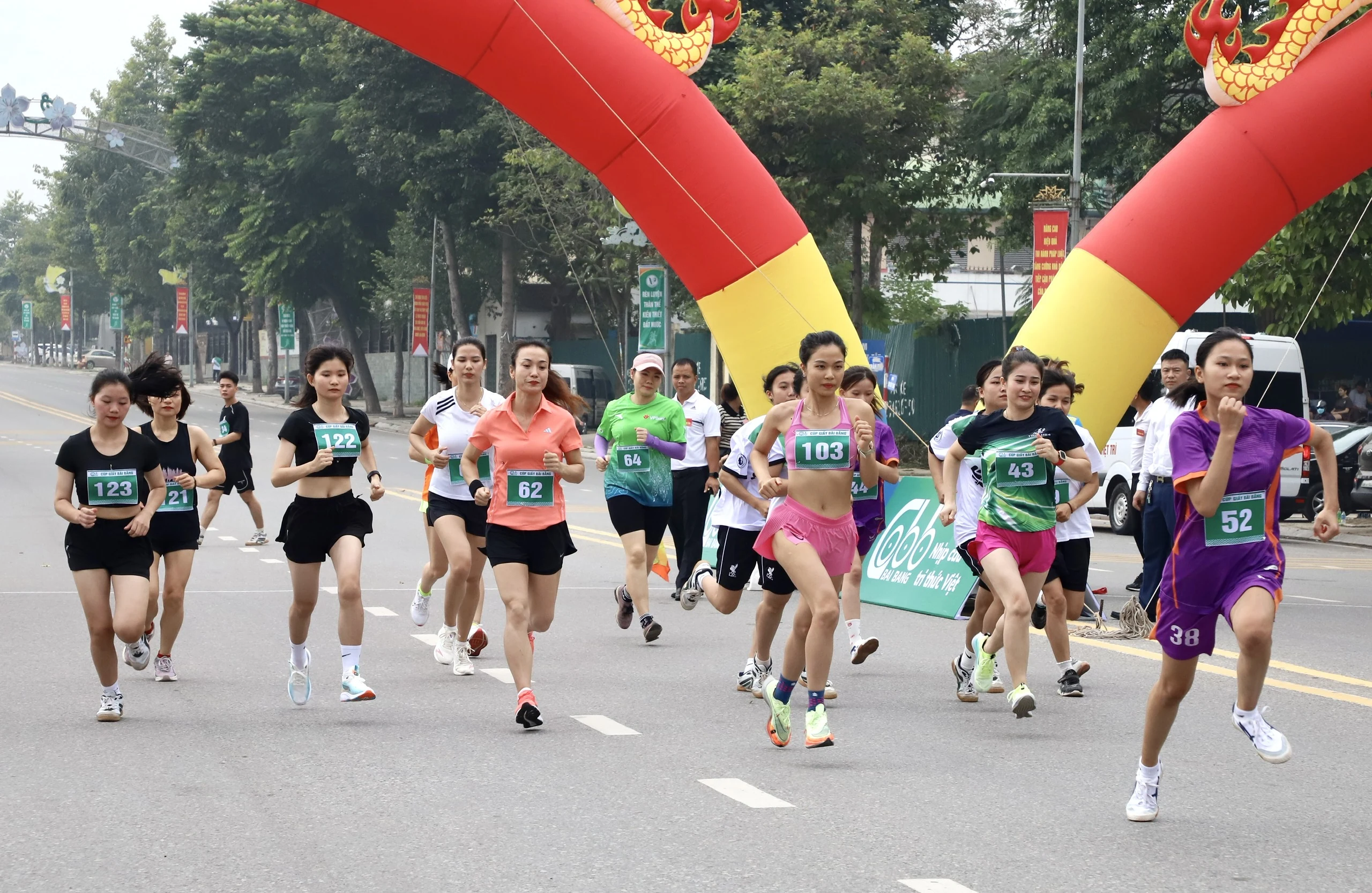 Sôi nổi Giải Việt dã “Cúp Giấy Bãi Bằng” năm 2023