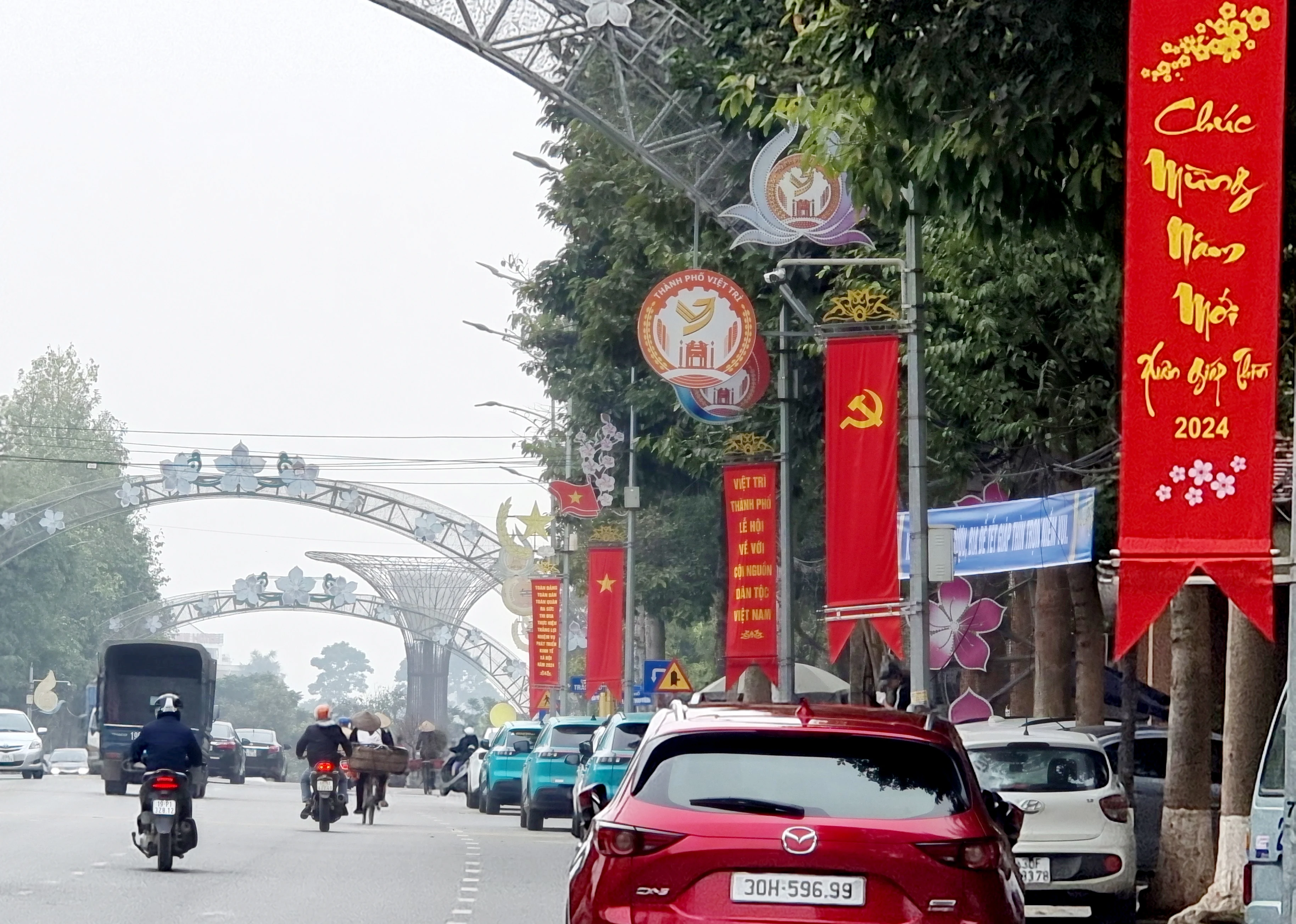 Tưng bừng các hoạt động mừng Đảng, mừng Xuân Giáp Thìn năm 2024