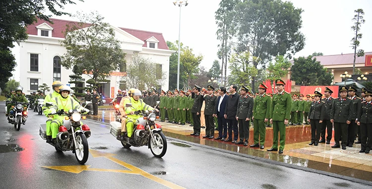 Công an tỉnh: Ra quân thực hiện cao điểm tấn công, trấn áp tội phạm bảo đảm ANTT Tết Nguyên đán Ất Tỵ năm 2025