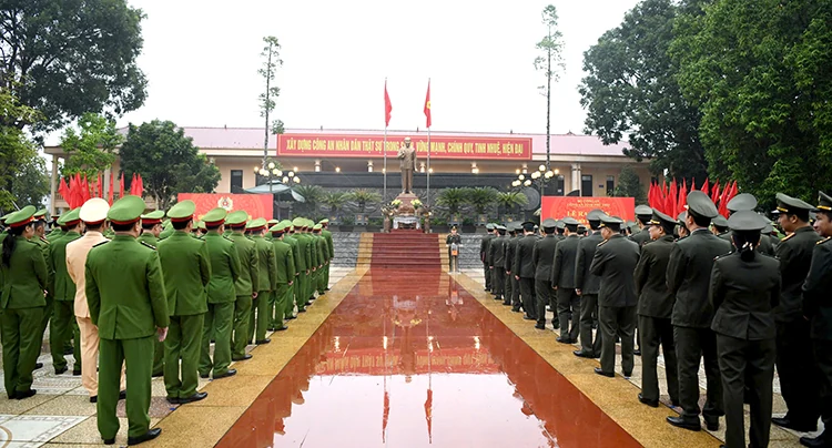 Công an tỉnh: Ra quân thực hiện cao điểm tấn công, trấn áp tội phạm bảo đảm ANTT Tết Nguyên đán Ất Tỵ năm 2025