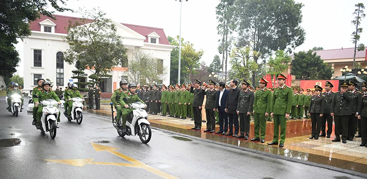 Công an tỉnh: Ra quân thực hiện cao điểm tấn công, trấn áp tội phạm bảo đảm ANTT Tết Nguyên đán Ất Tỵ năm 2025