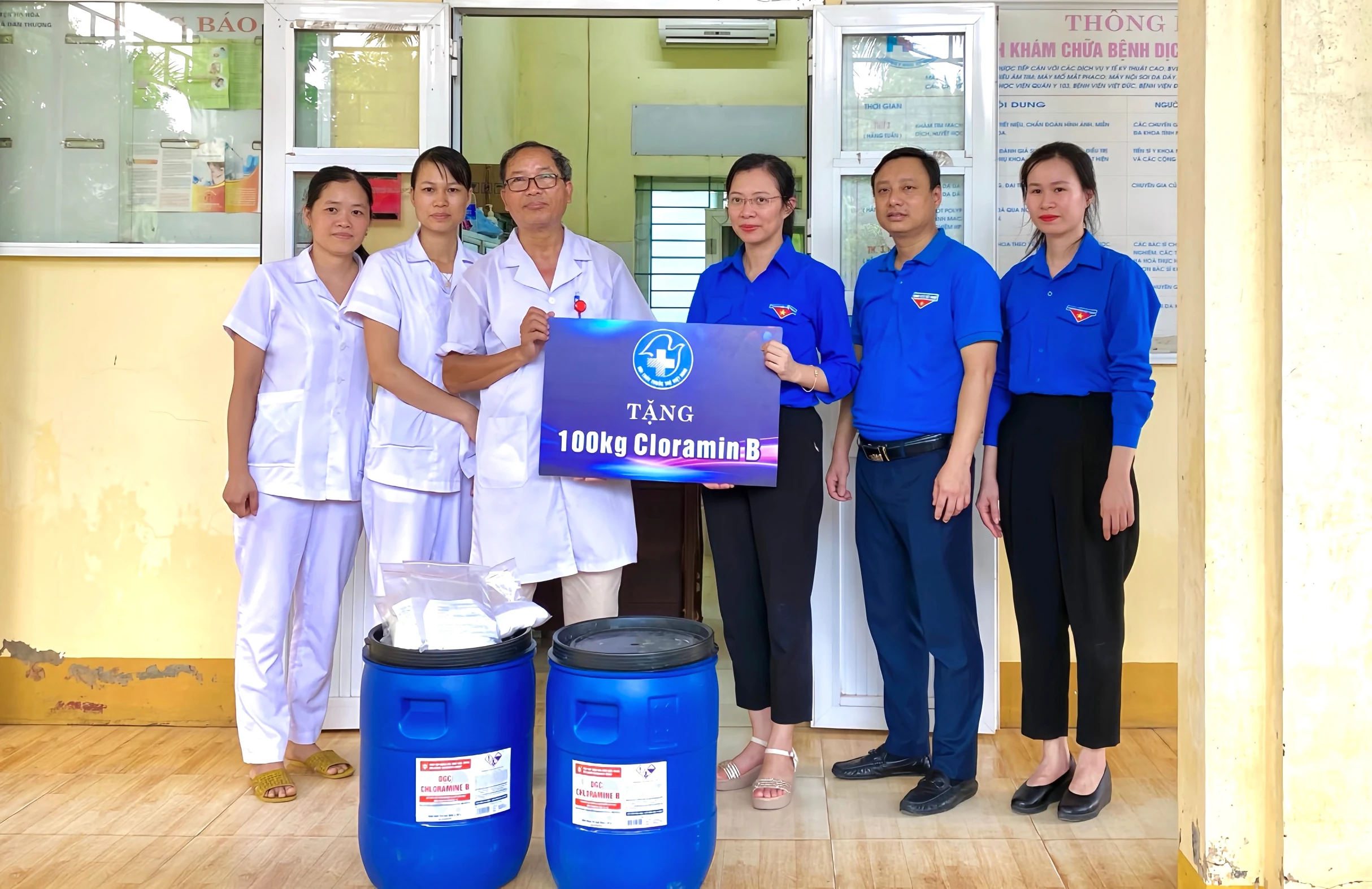 Xung kích vì sức khỏe Nhân dân