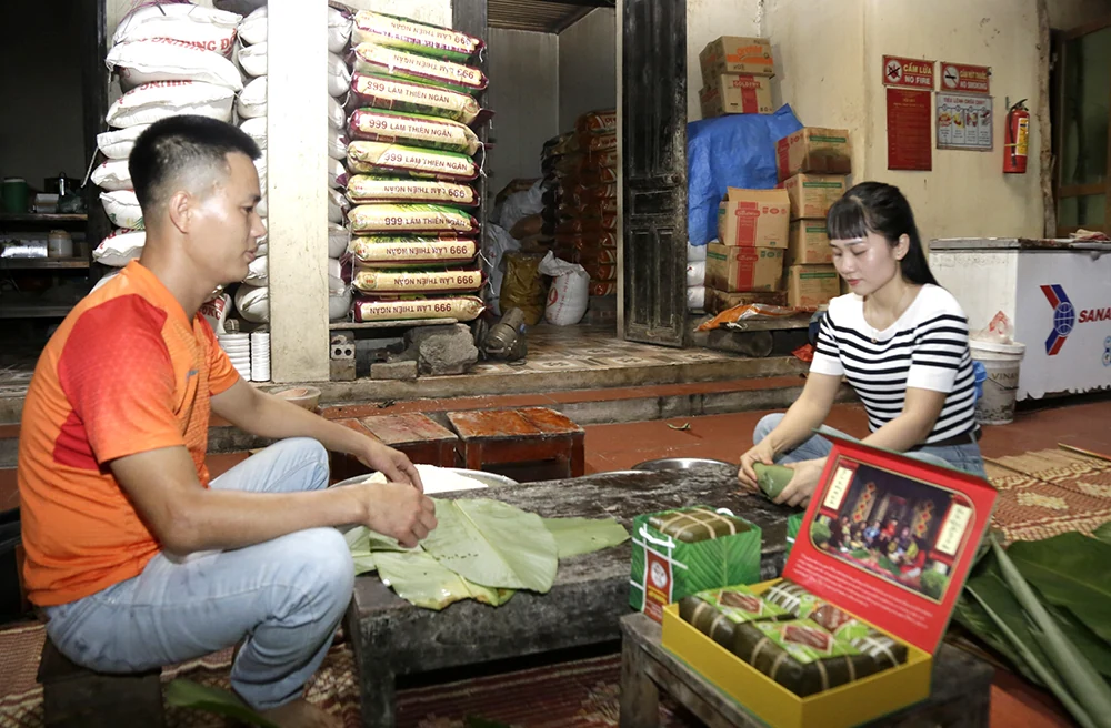 Nghề làm bánh chưng, bánh giầy trên quê hương Đất Tổ