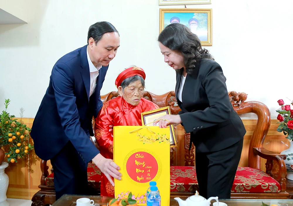 Phó Chủ tịch nước Võ Thị Ánh Xuân thăm, chúc Tết tại tỉnh Phú Thọ