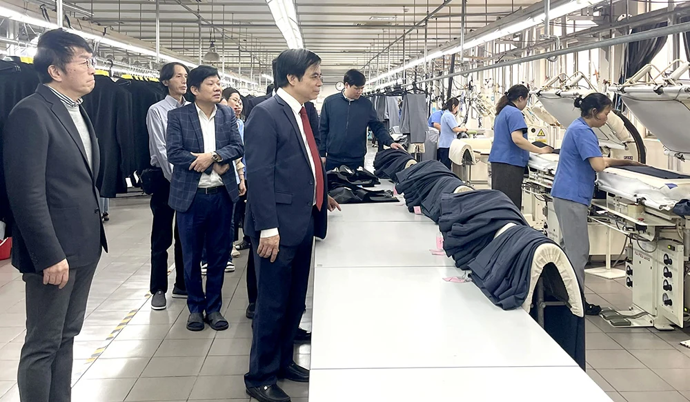 Phó Chủ tịch UBND tỉnh Nguyễn Thanh Hải thăm và chúc Tết doanh nghiệp tại thành phố Việt Trì