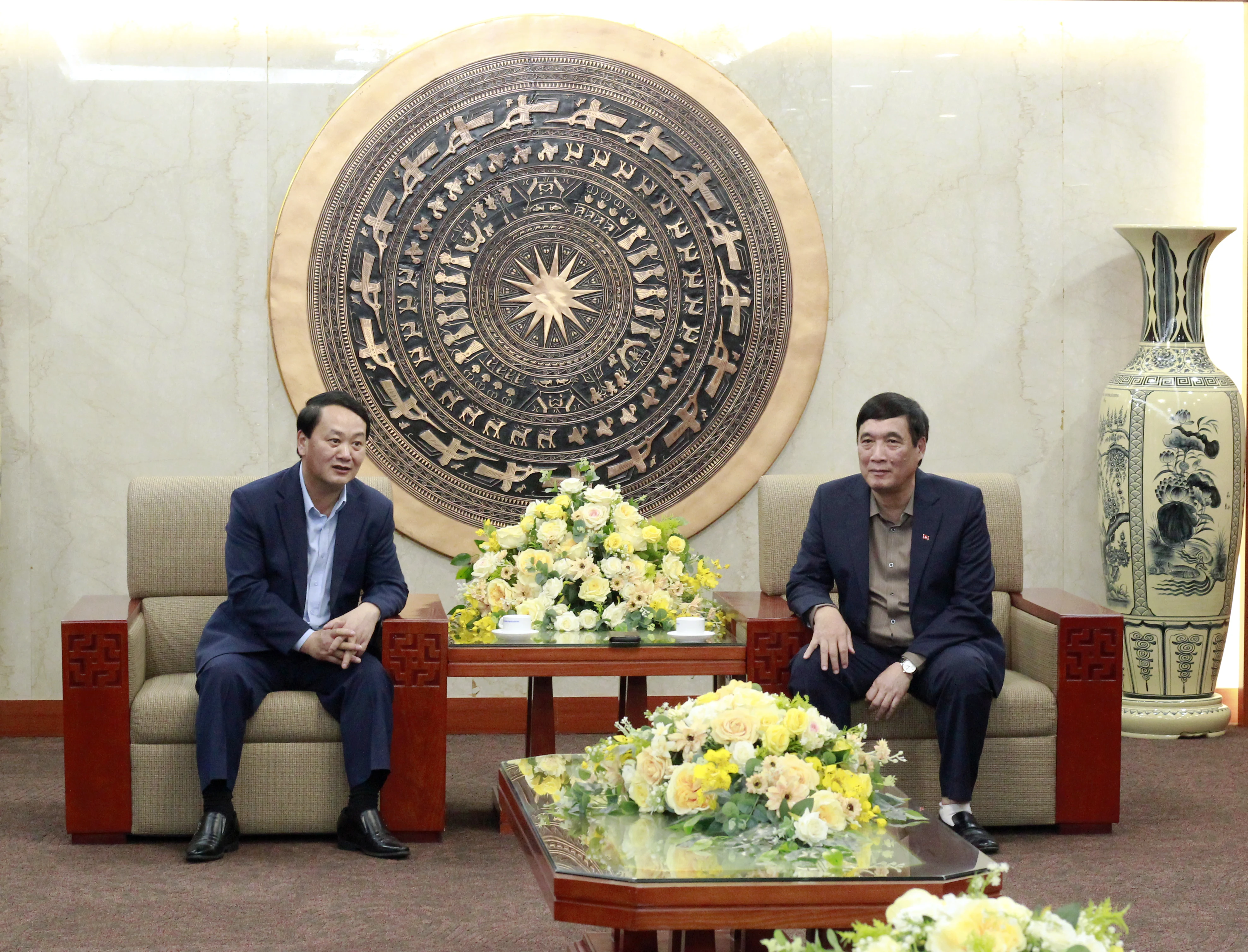 Đoàn công tác tỉnh Hà Giang thăm và làm việc tại tỉnh