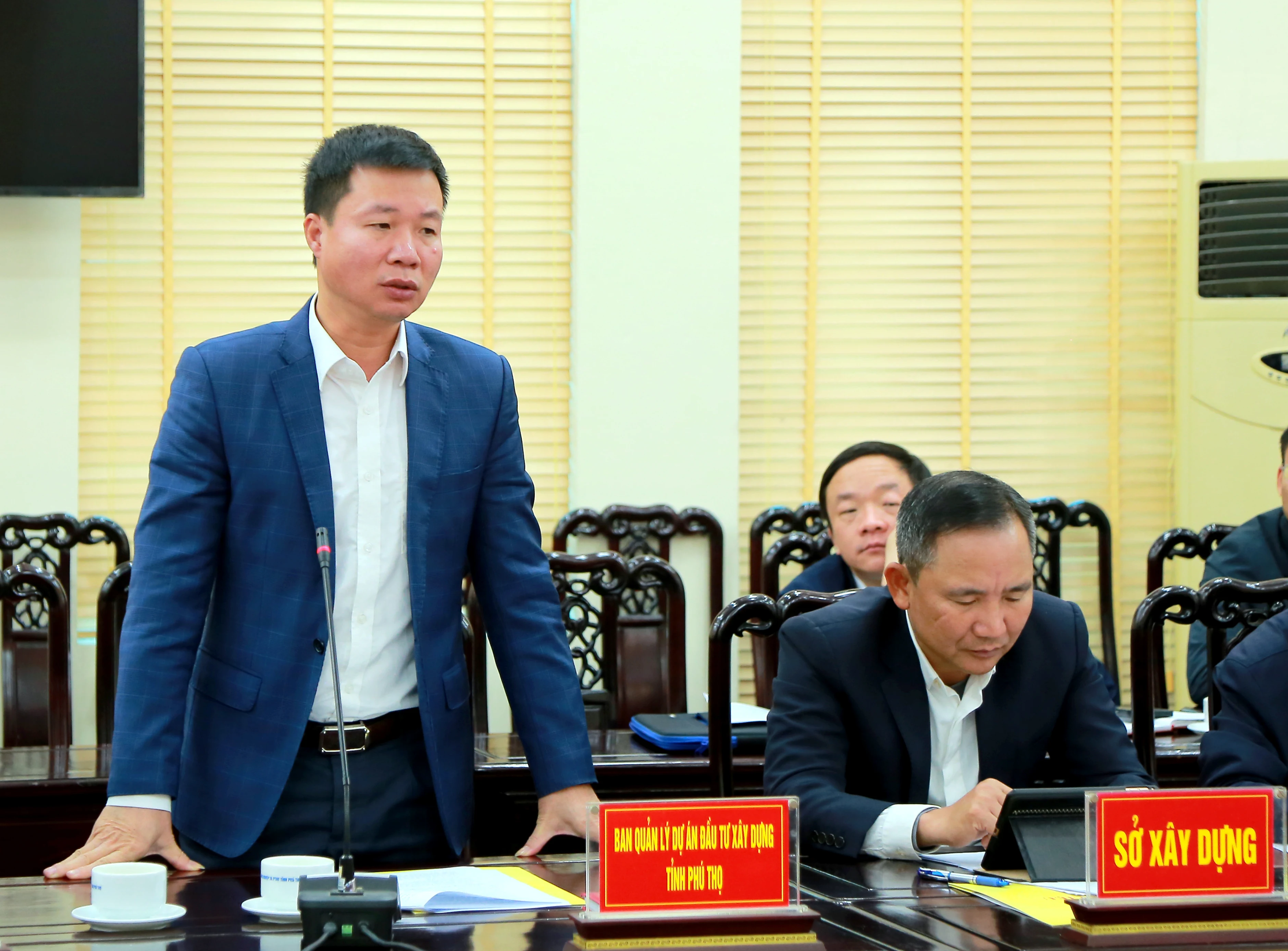 Chủ tịch UBND tỉnh Bùi Văn Quang làm việc với Sở Nông nghiệp và Môi trường