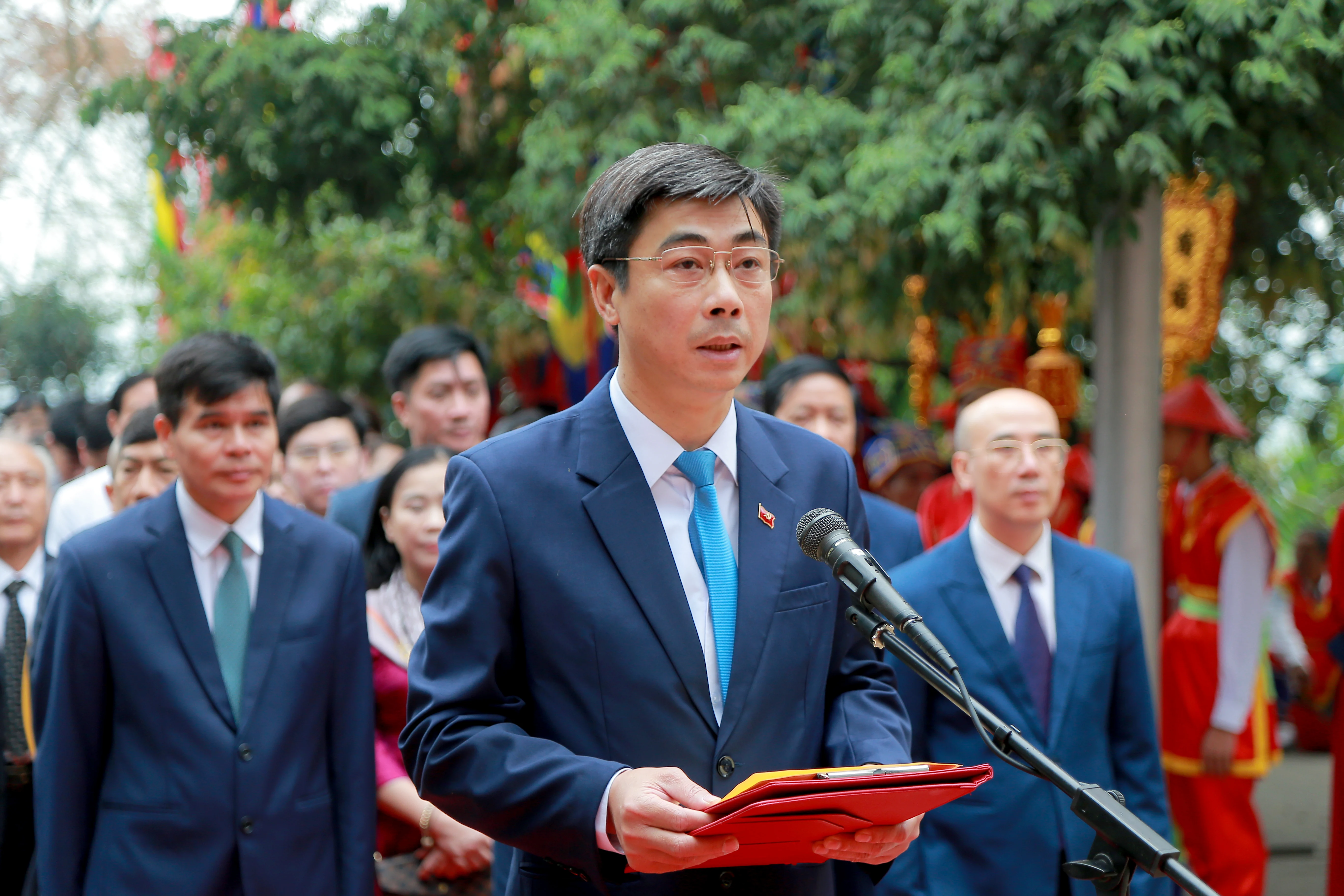 Thành phố Việt Trì dâng hương tưởng niệm các Vua Hùng