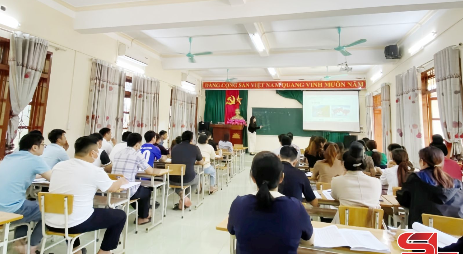 Học tiếng Thái - Giữ gìn bản sắc dân tộc