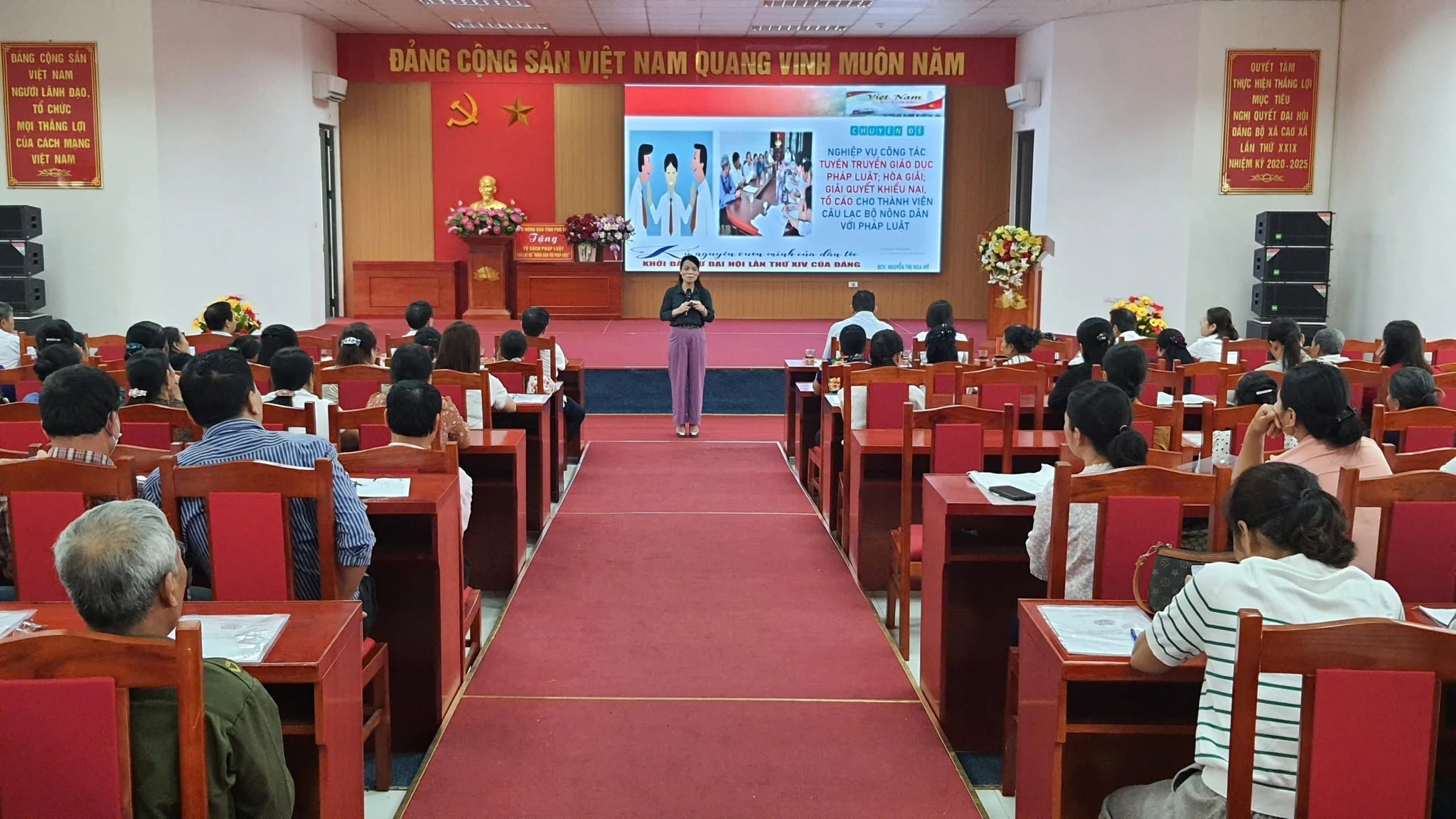 Ra mắt Câu lạc bộ “Nông dân với pháp luật”