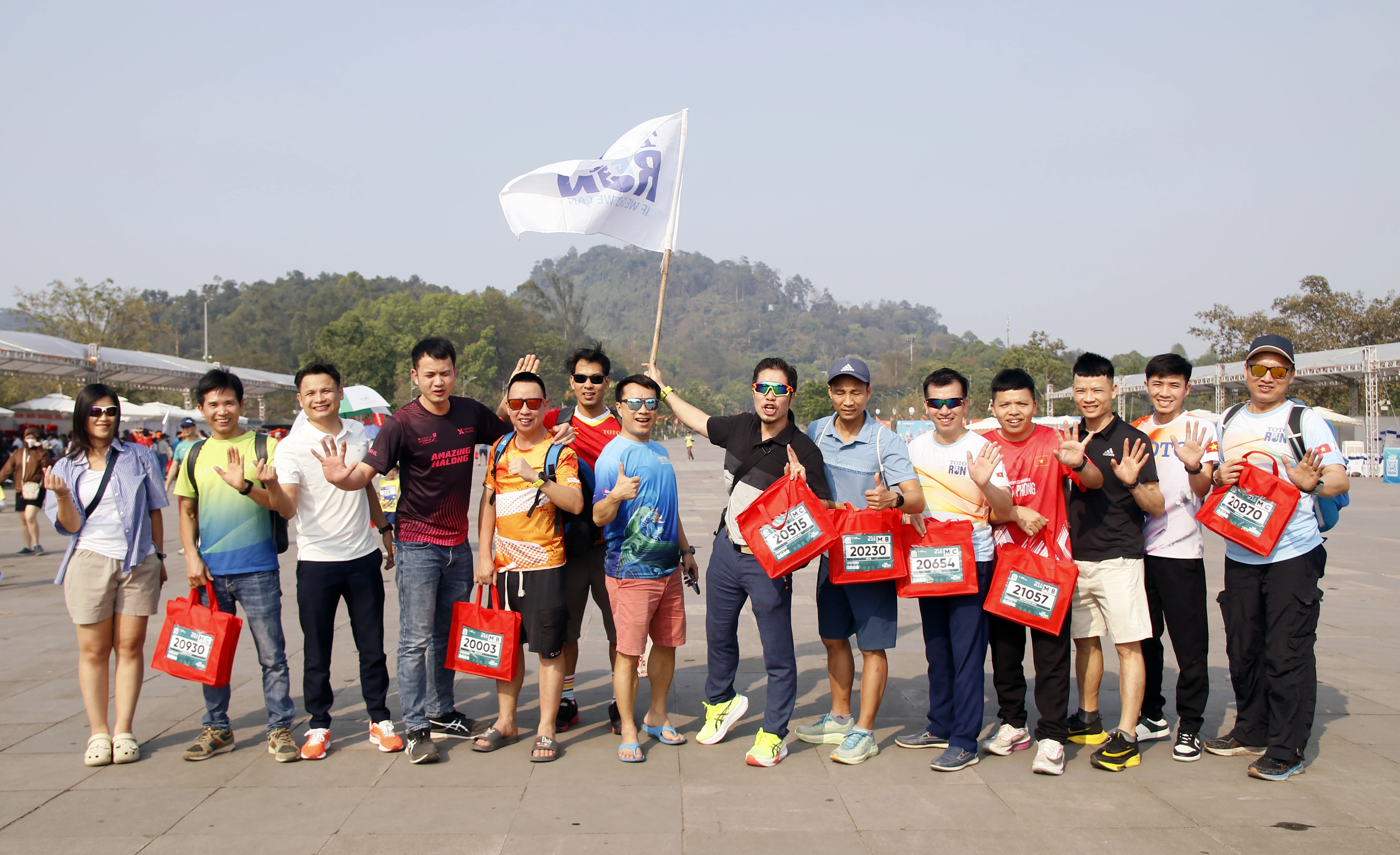 Khai mạc Giải chạy Đền Hùng Marathon 2025