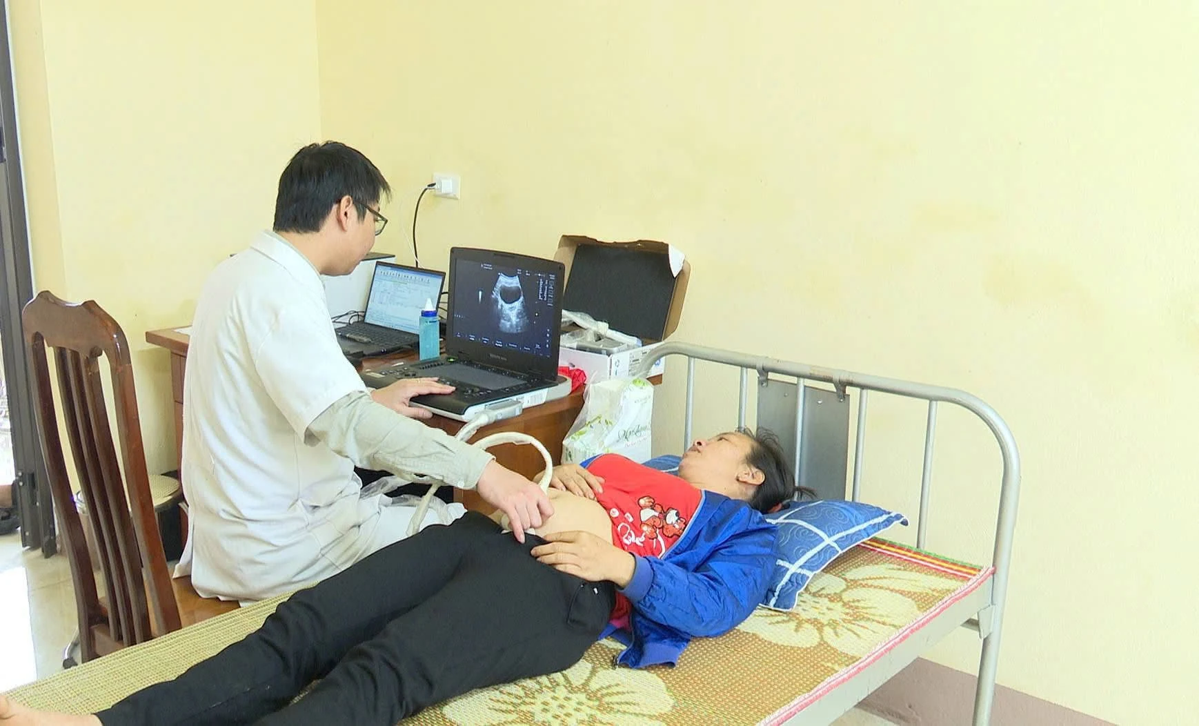 Tăng cường chăm sóc sức khoẻ sinh sản cho phụ nữ