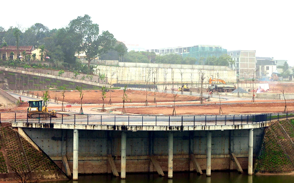 Thị trấn Cẩm Khê đầu tư trên 130 tỷ đồng xây dựng 34 công trình