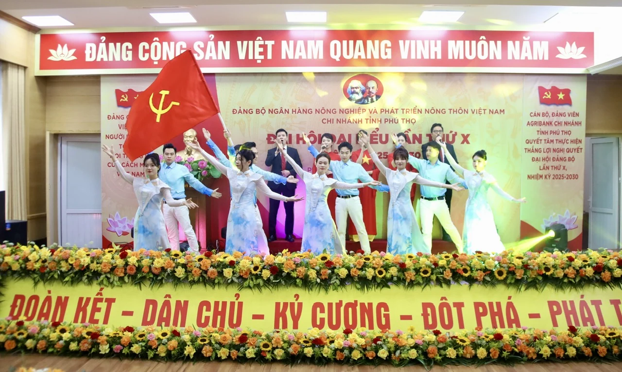 Đại hội đại biểu Đảng bộ Agribank Chi nhánh tỉnh Phú Thọ lần thứ X