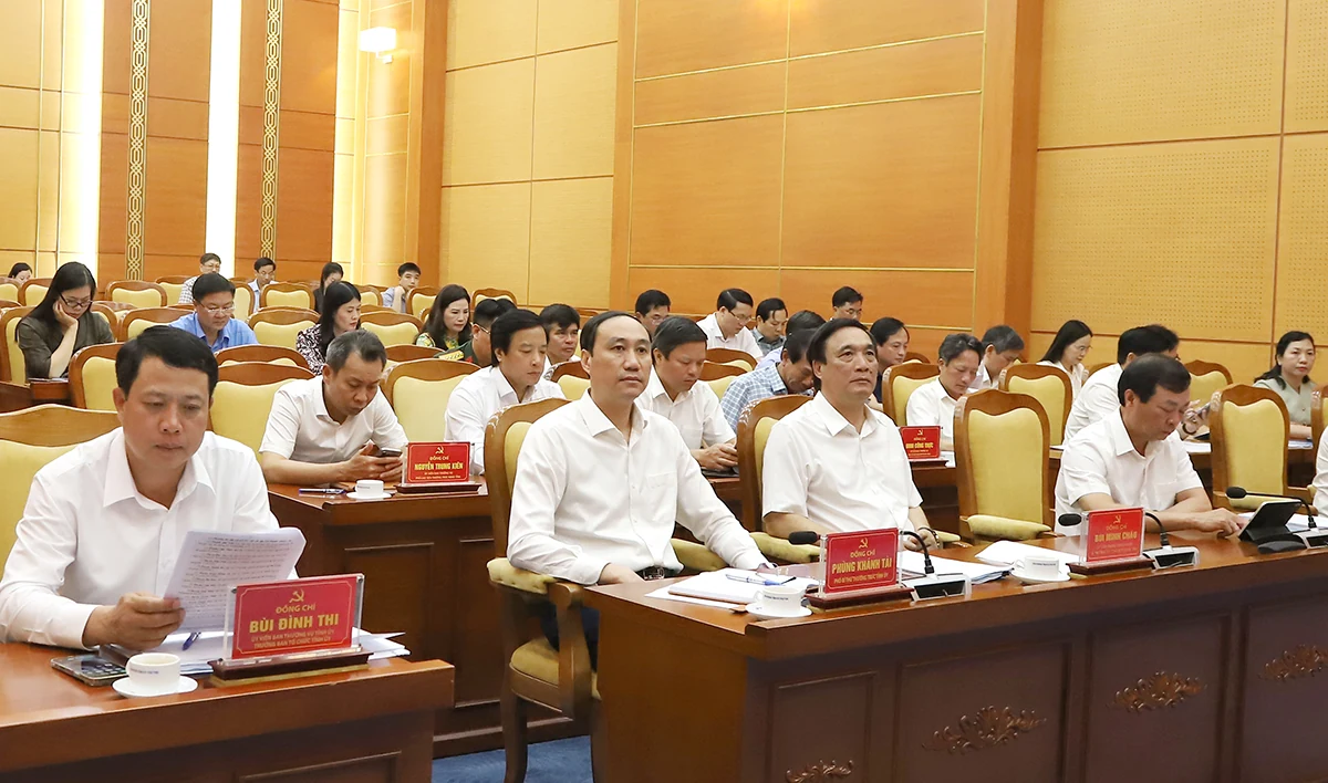 Thông qua Đề án sắp xếp, tổ chức lại đơn vị hành chính các cấp tỉnh Phú Thọ