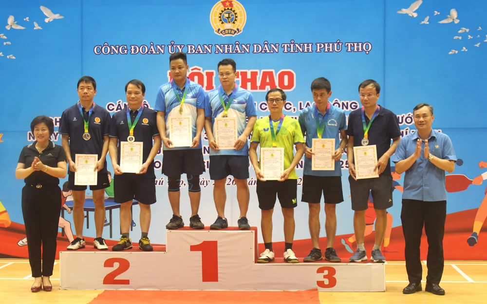 Hội thao cán bộ, công chức, viên chức, lao động