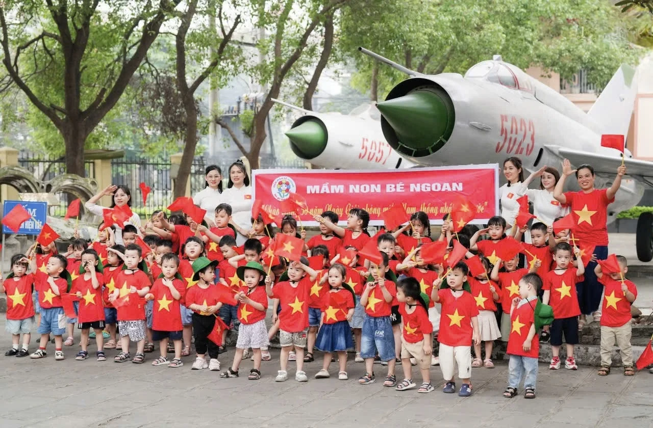 Tuổi thơ yêu nước