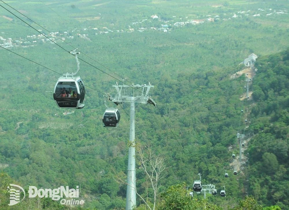 Đánh thức núi Chứa Chan – Viên ngọc xanh của Đông Nam Bộ