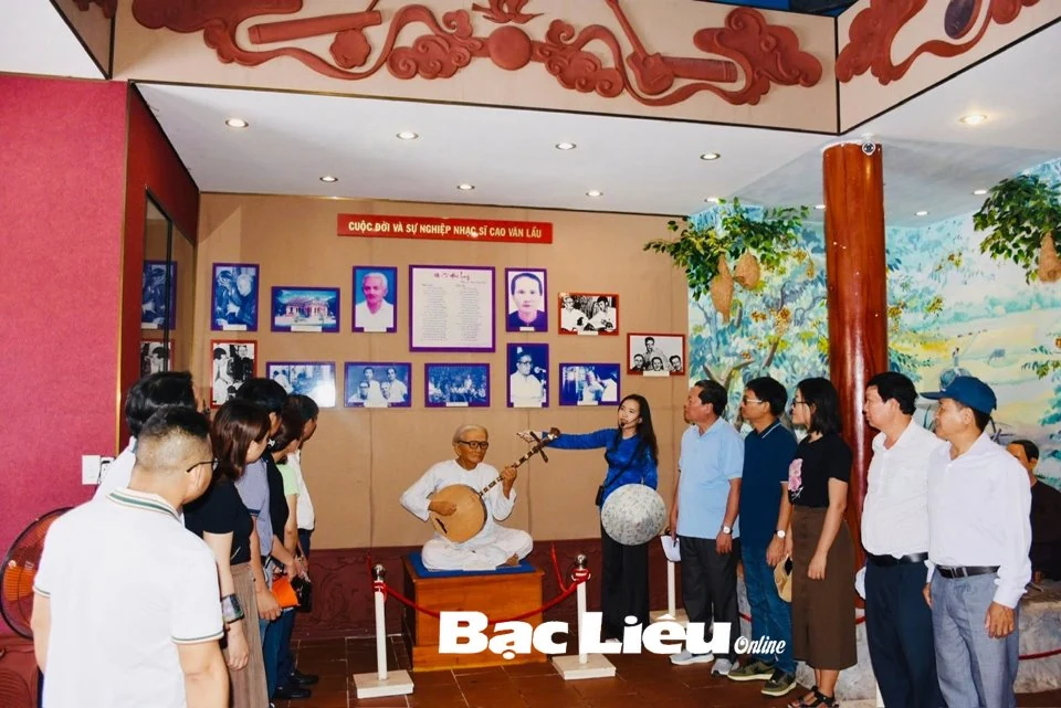 Thi đua phát triển và nâng chất du lịch