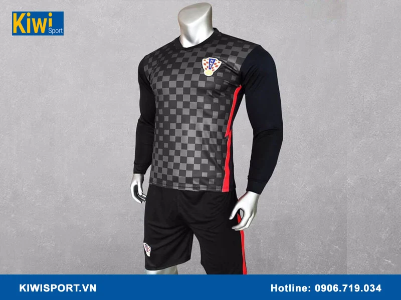 Liên hệ KiwiSport đặt các mẫu áo bóng đá dài tay đẹp & chất lượng