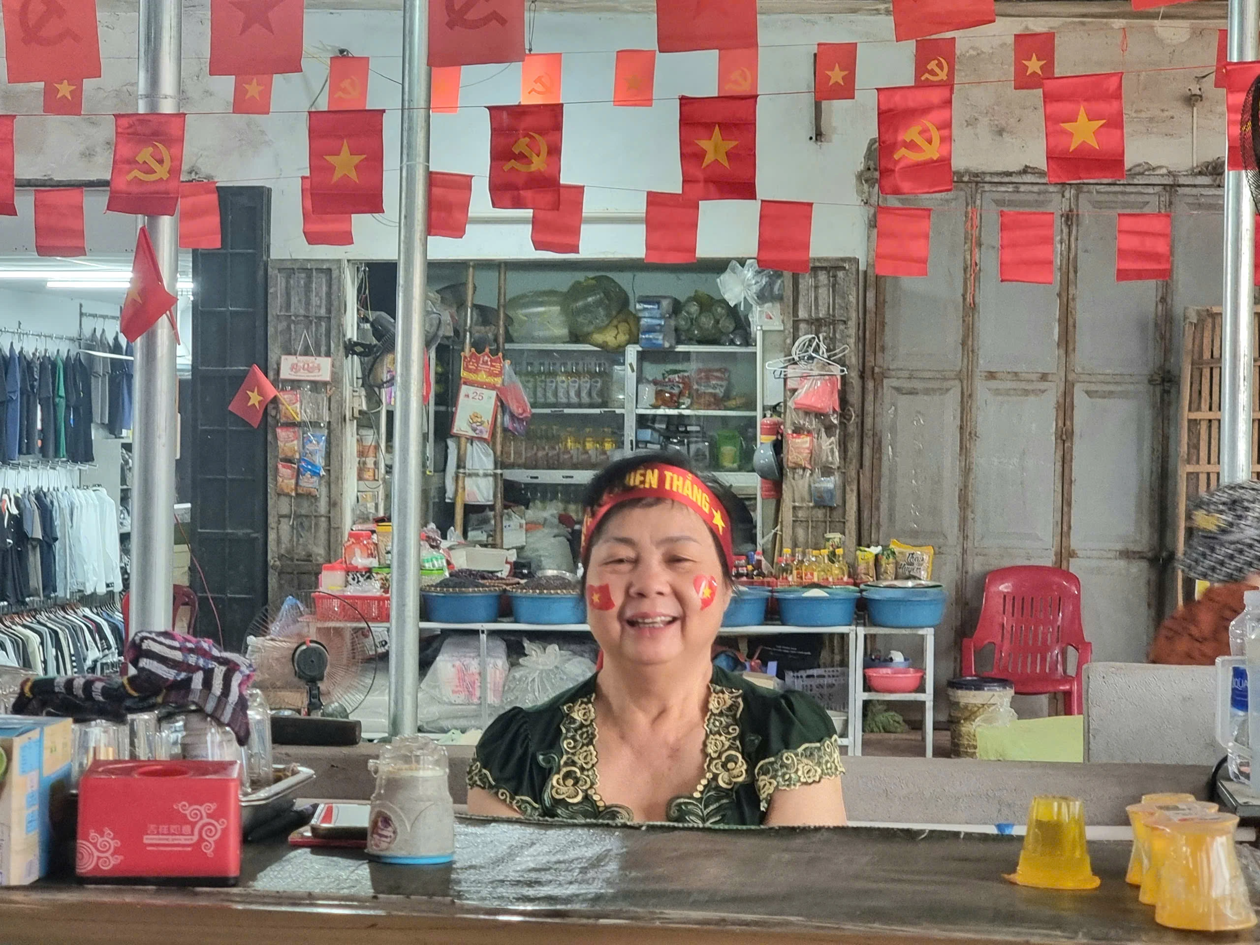 Lan tỏa lòng yêu nước từ những điều giản dị