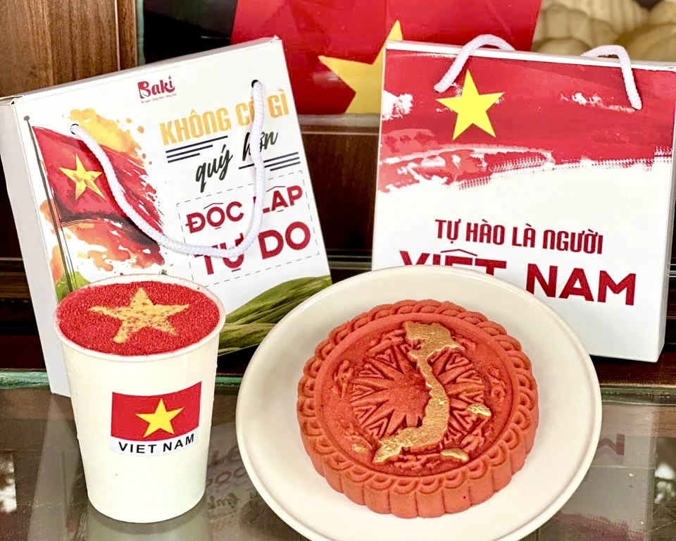 Ẩm thực sắc cờ: Sáng tạo từ lòng yêu nước