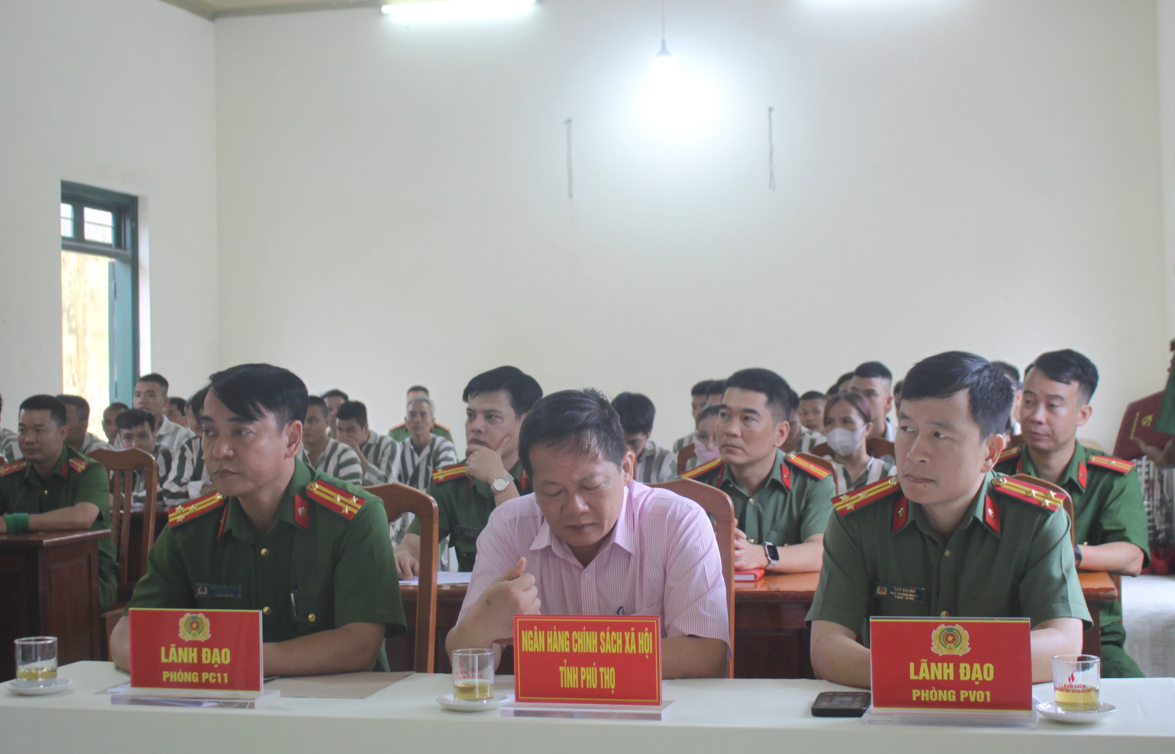 Trại tạm giam, Công an tỉnh công bố Quyết định đặc xá cho 11 phạm nhân