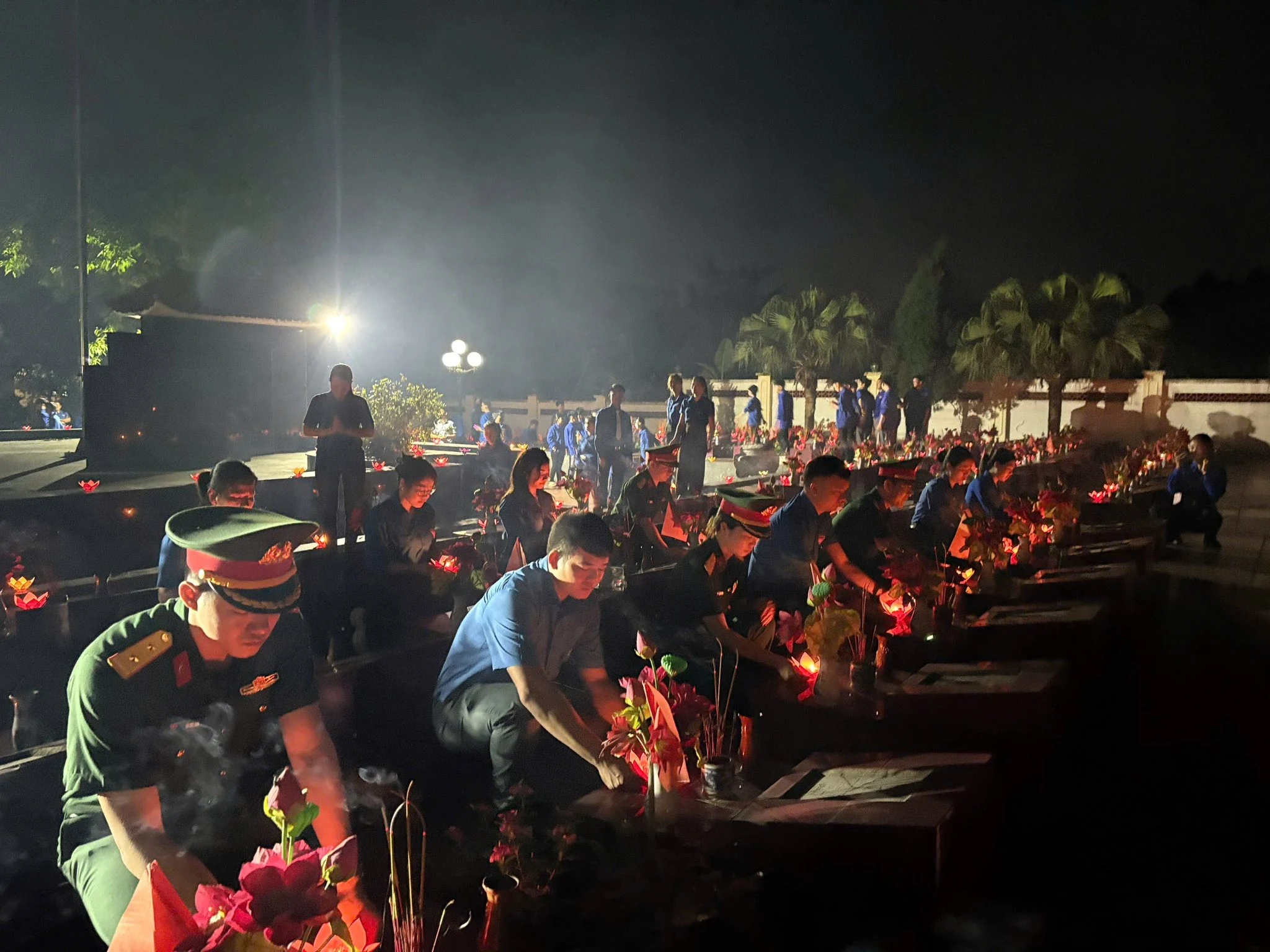 Sôi nổi các hoạt động kỷ niệm 50 năm Ngày Giải phóng miền Nam, thống nhất đất nước