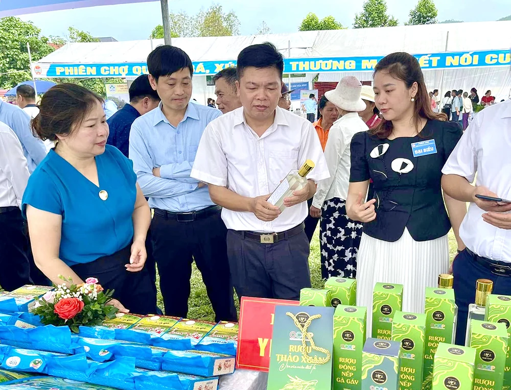 Trợ lực nông dân vượt khó làm giàu