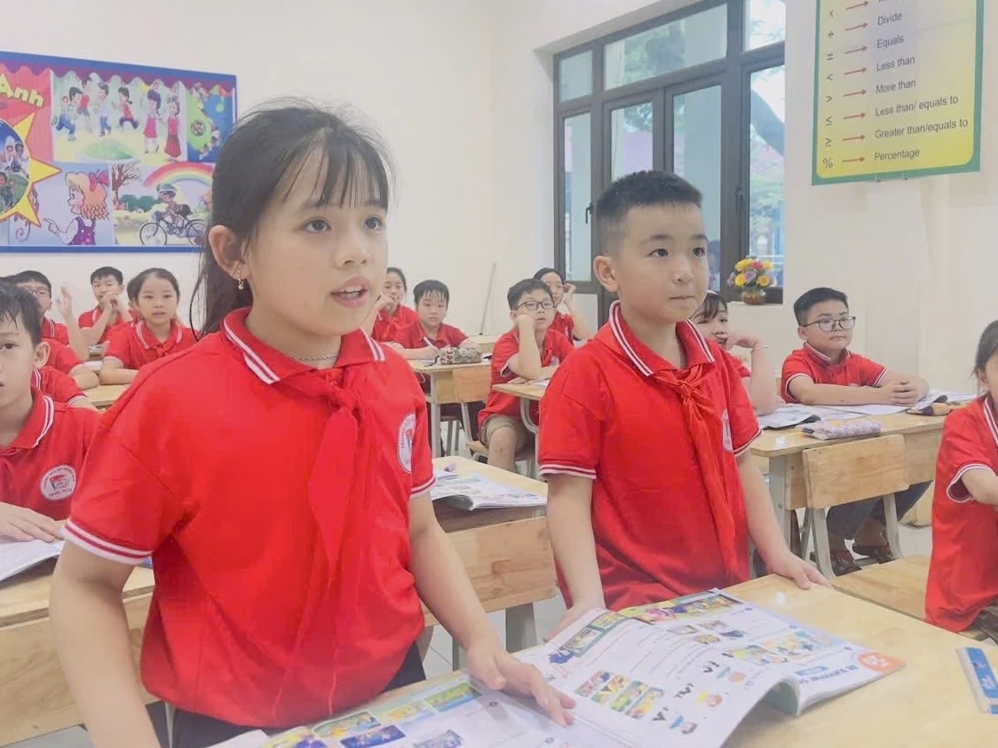 Nâng cao năng lực ngoại ngữ