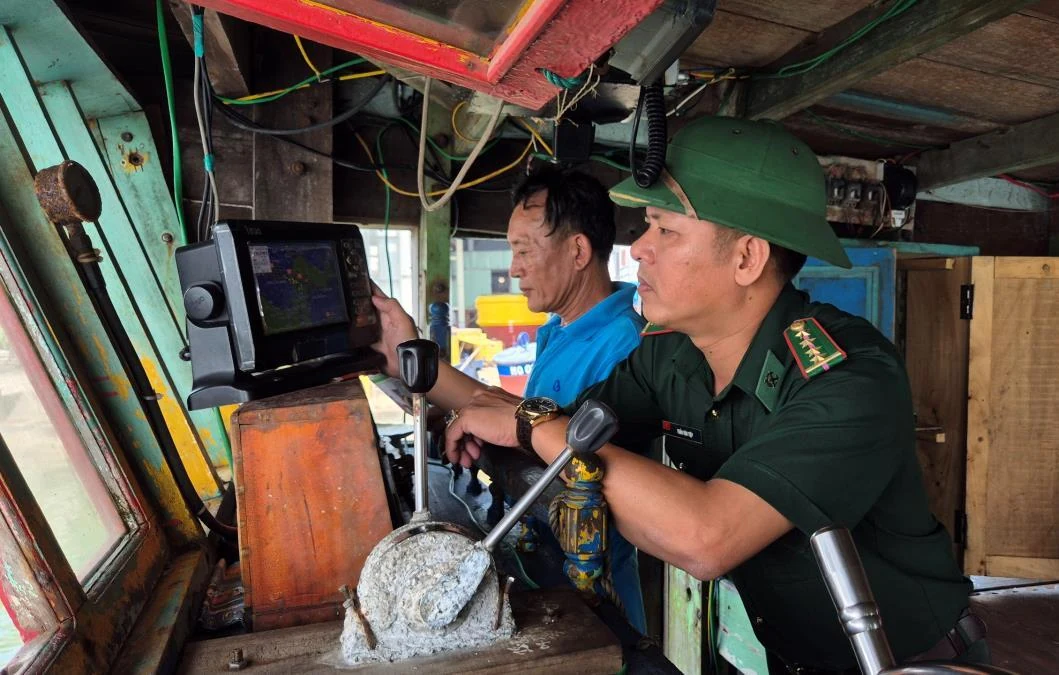 Đồng hành cùng ngư dân miền Trung trên hành trình bám biển, vươn khơi