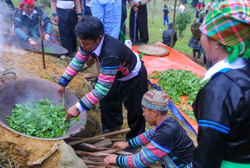 Văn Chấn phát triển du lịch gắn với bảo tồn giá trị văn hóa