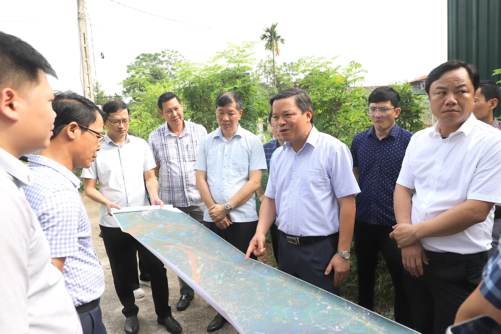 Kiểm tra tiến độ Dự án đầu tư xây dựng tuyến đường sắt Lào Cai - Hà Nội - Hải Phòng