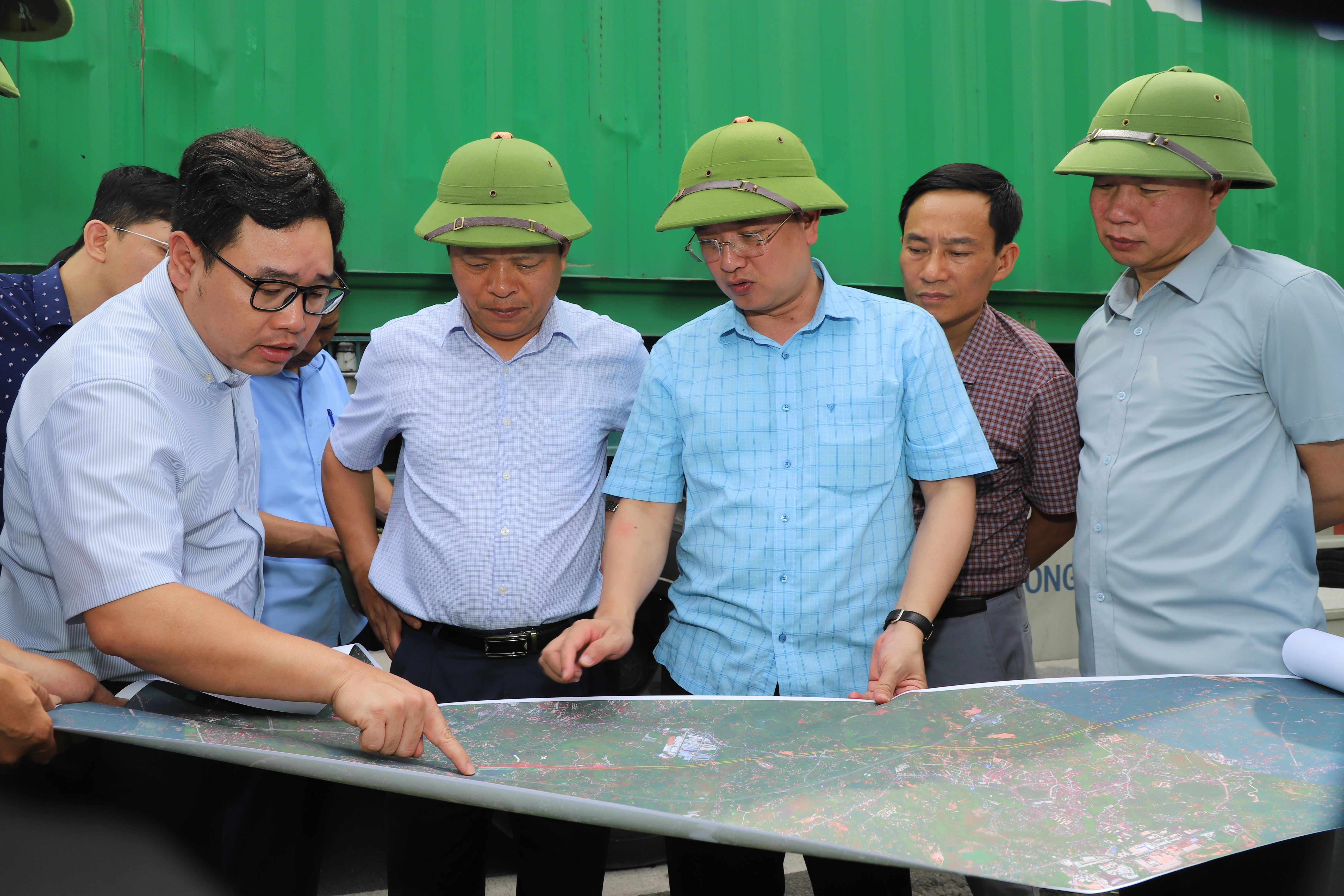 Kiểm tra tiến độ Dự án đầu tư xây dựng tuyến đường sắt Lào Cai - Hà Nội - Hải Phòng