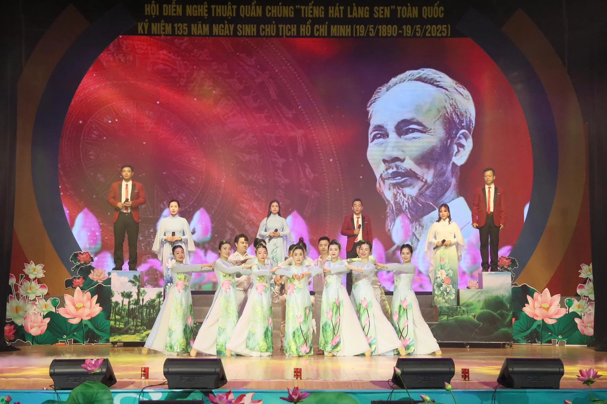 Phú Thọ giành 3 huy chương tại Hội diễn “Tiếng hát Làng Sen” 2025