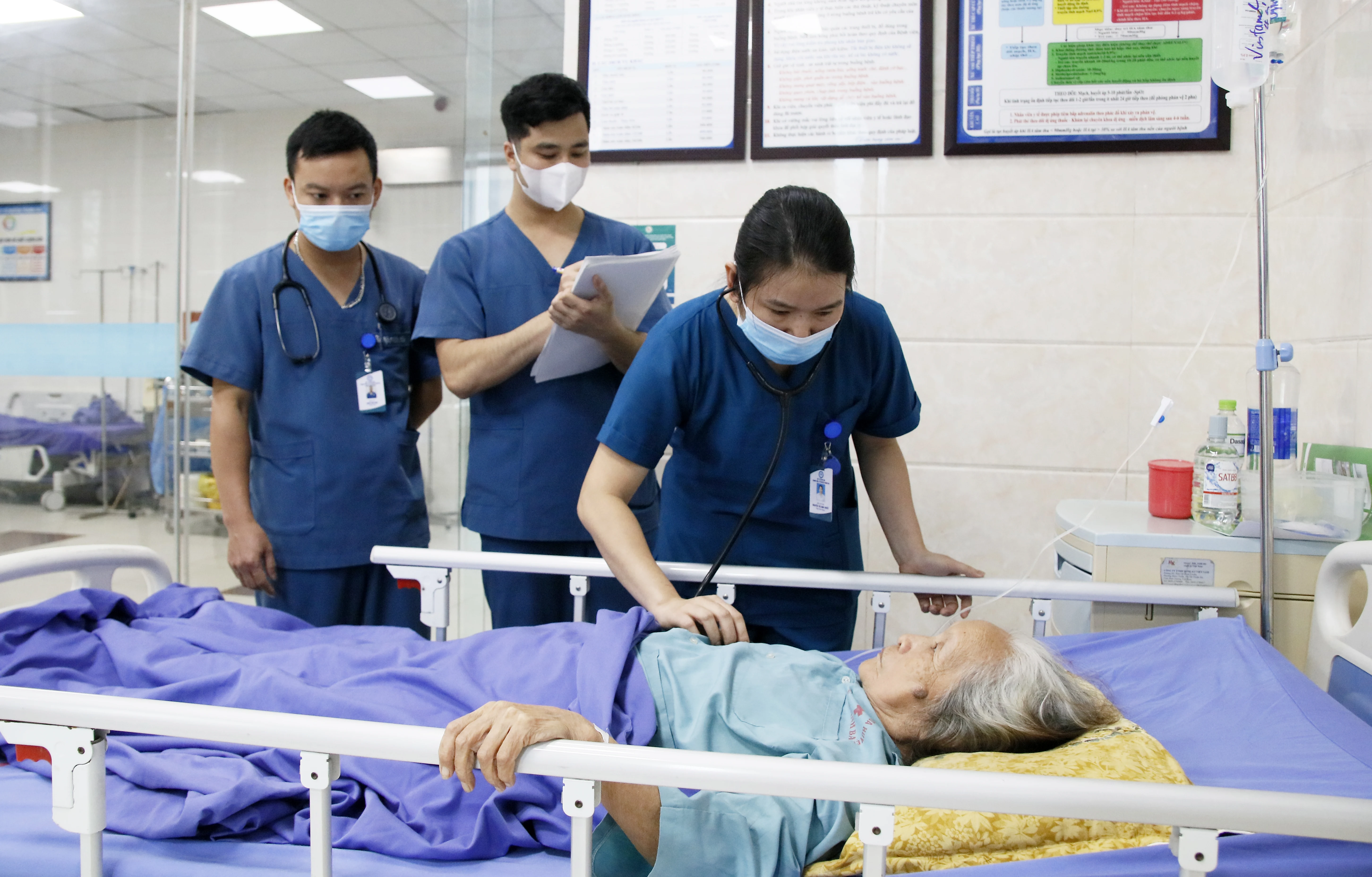 Chủ động phòng bệnh, bảo vệ sức khoẻ mùa nắng nóng