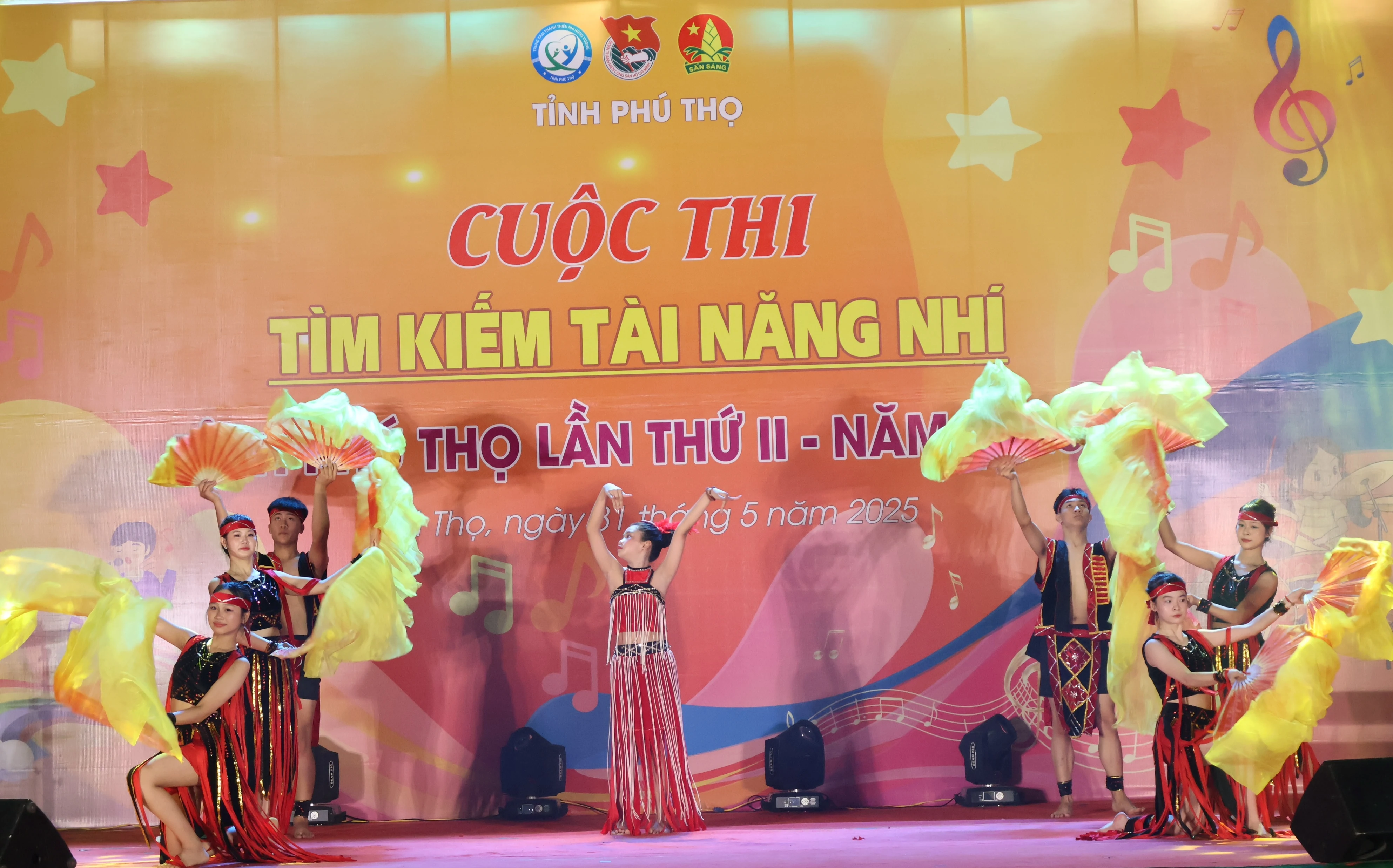 Sôi nổi cuộc thi “Tìm kiếm tài năng nhí” lần thứ II