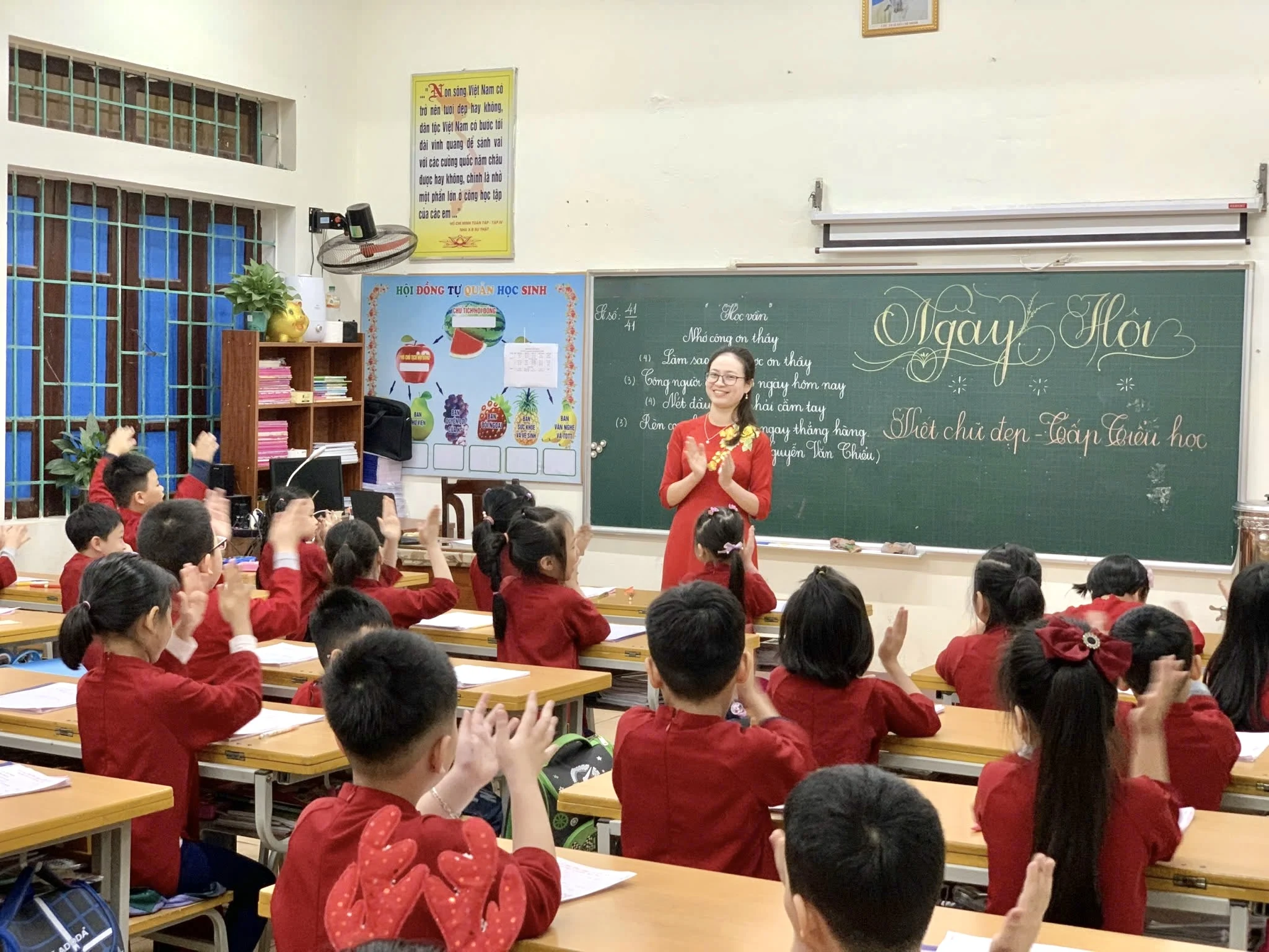 Nét chữ, nết người