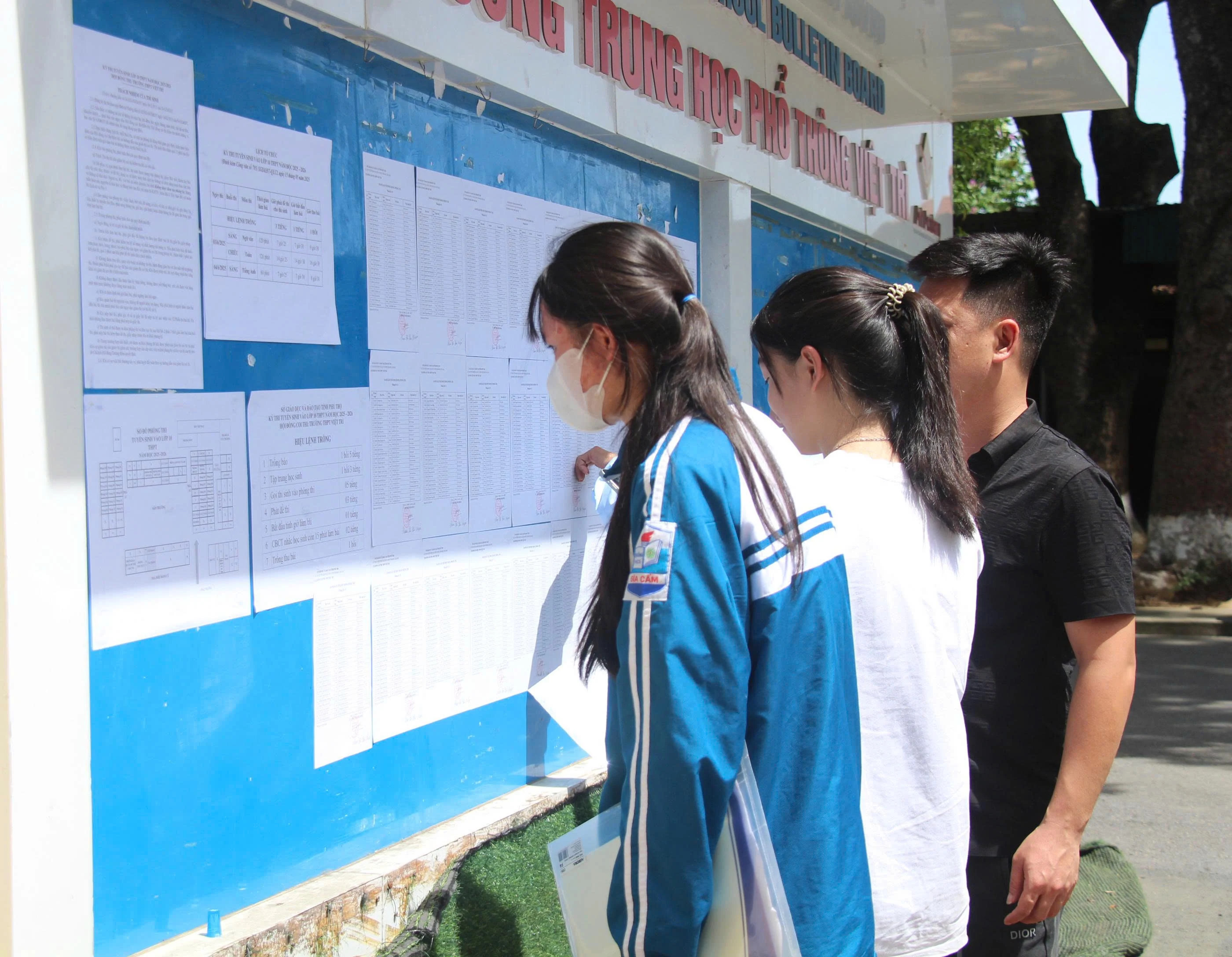 Gần 23.000 thí sinh làm thủ tục dự thi Kỳ thi tuyển sinh vào lớp 10 THPT năm học 2025 - 2026