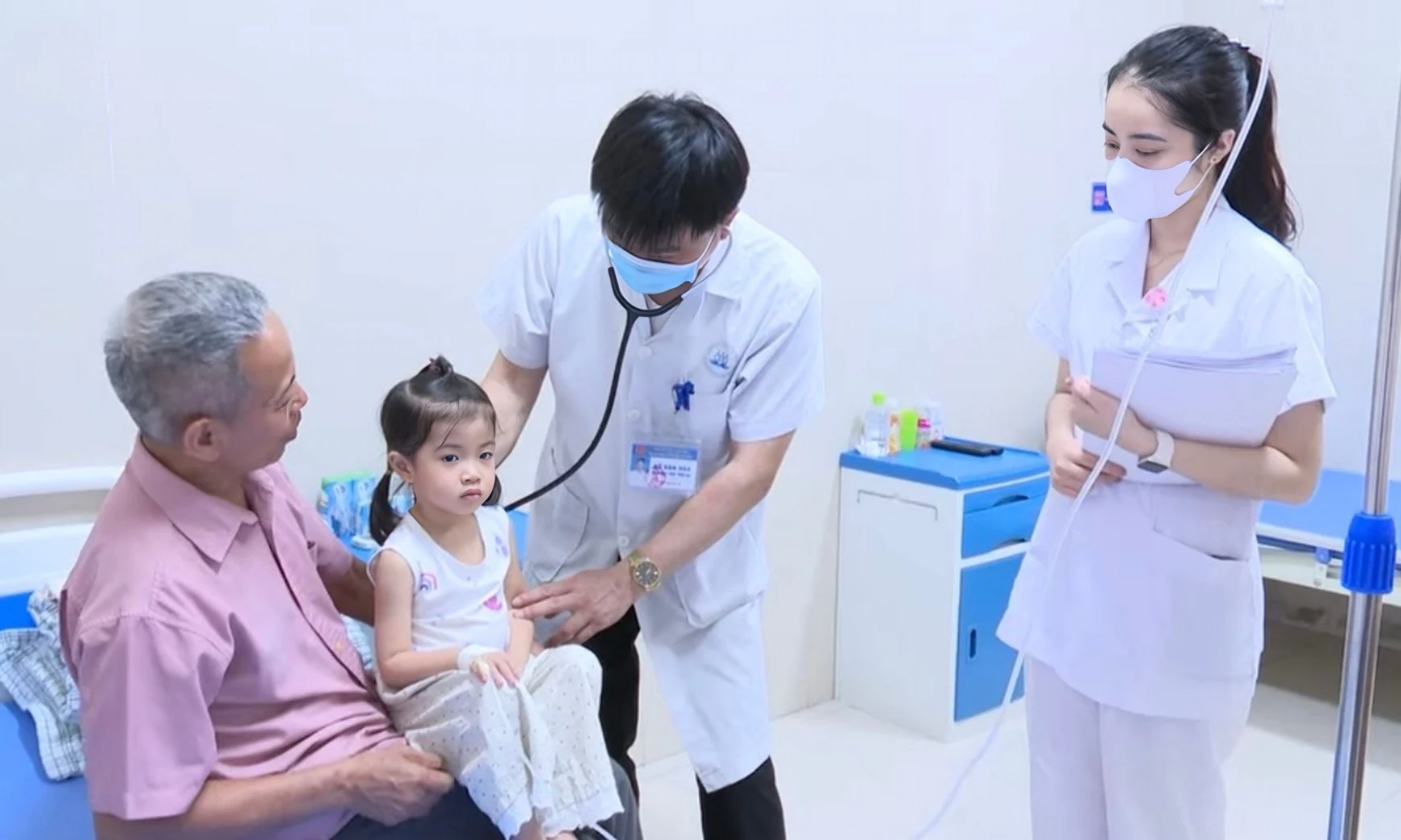 Phòng, chống dịch bệnh cho trẻ trong mùa nắng nóng