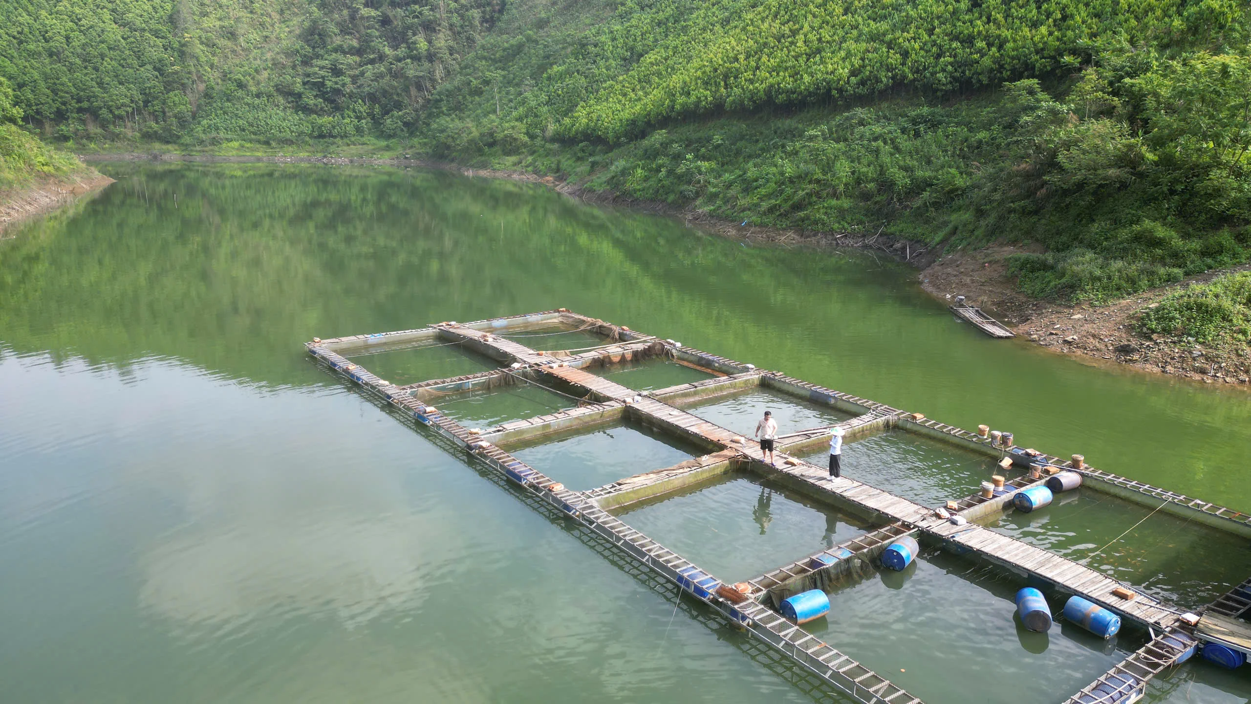 Toàn cảnh hồ chứa nước Ngòi Giành