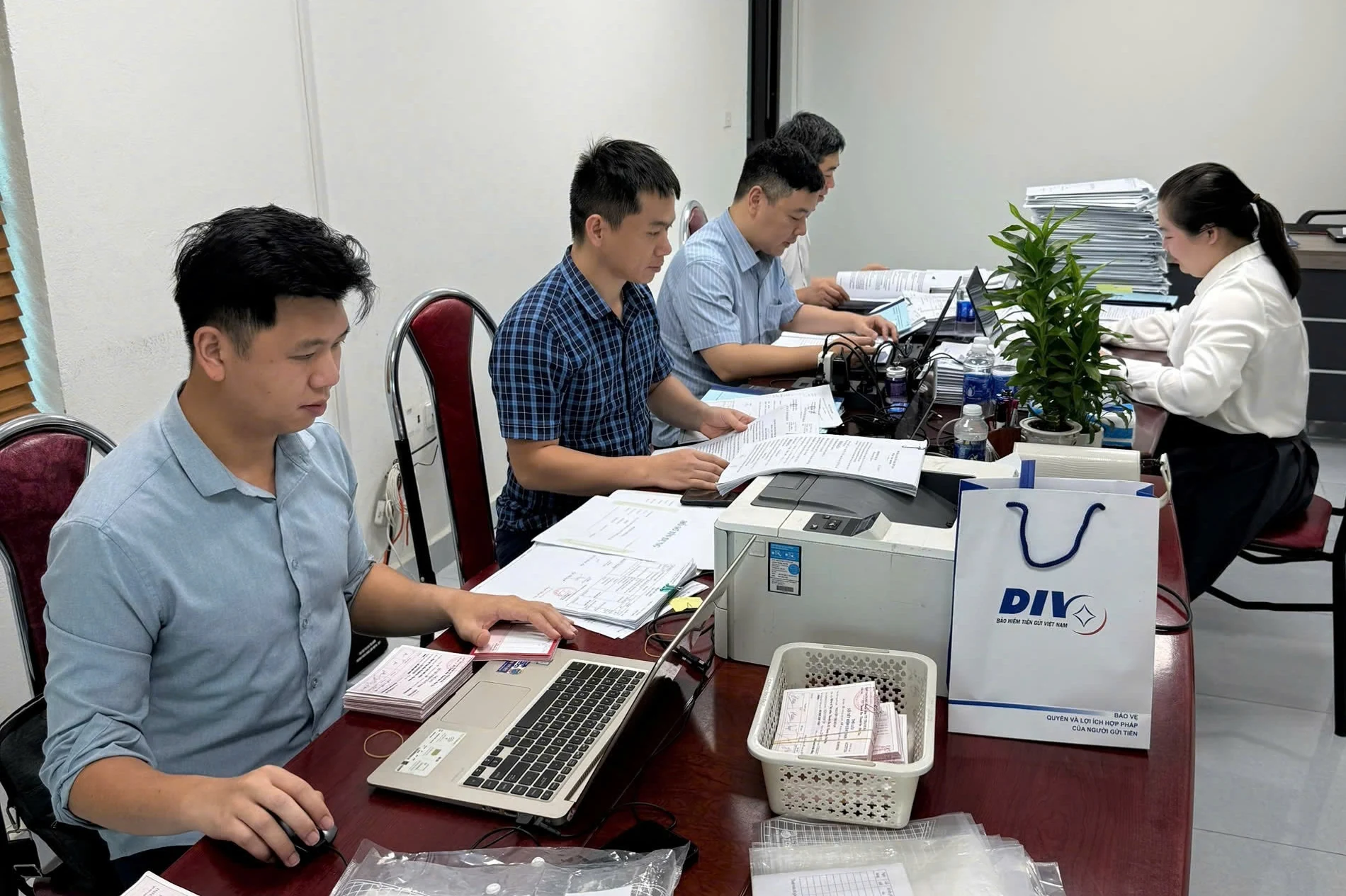Chi nhánh Bảo hiểm tiền gửi Việt Nam khu vực Tây Bắc Bộ: Kiểm tra trực tiếp Quỹ tín dụng Nhân dân thị trấn Thanh Ba