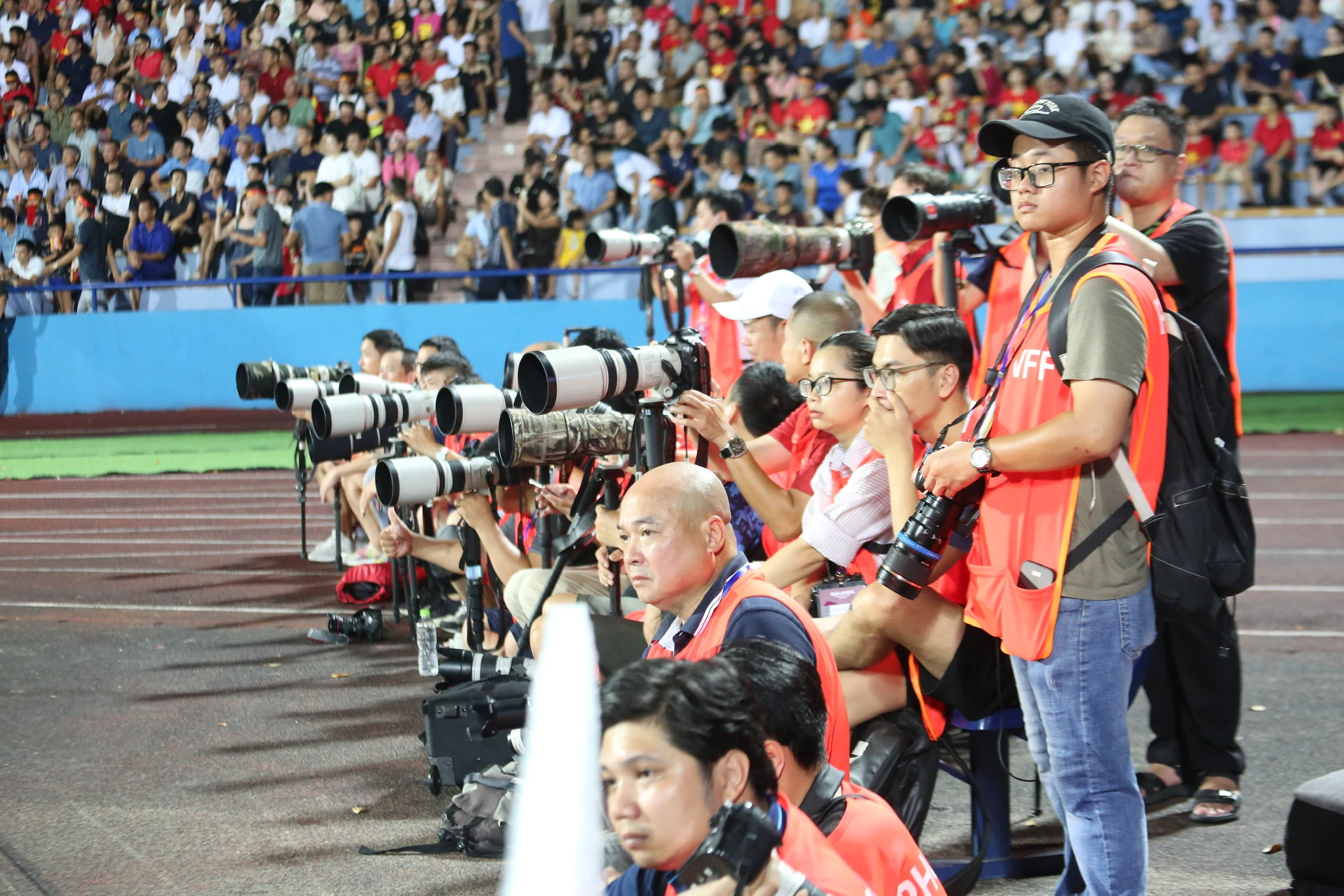 Vươn mình cùng dân tộc, xứng tầm nền báo chí chuyên nghiệp, nhân văn, hiện đại