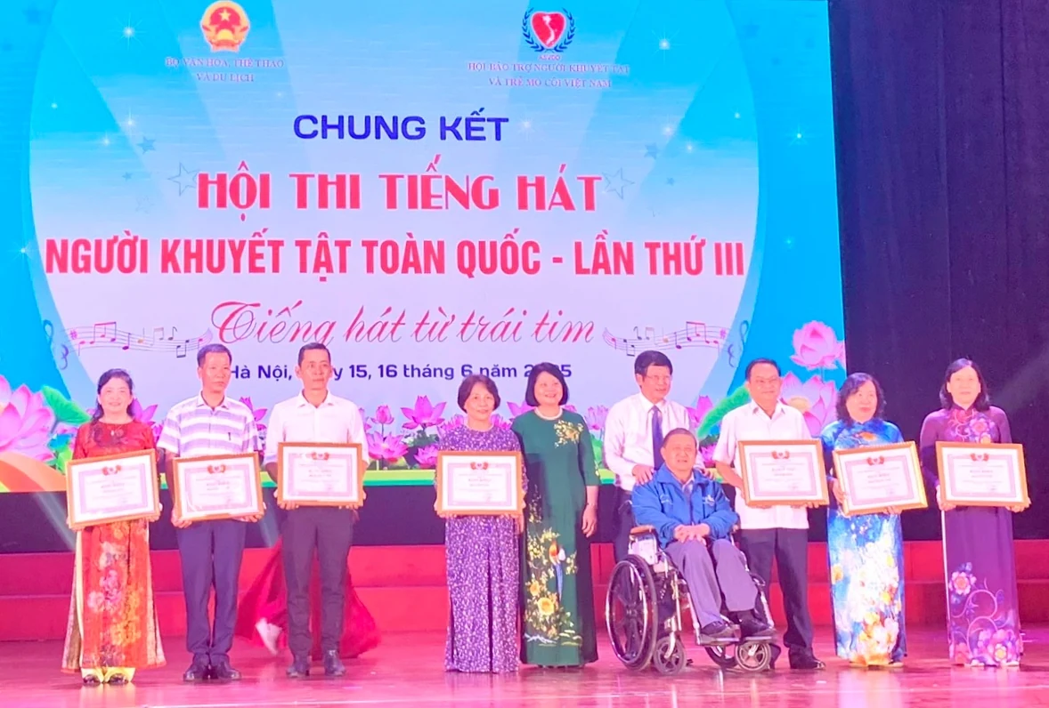 Phú Thọ đoạt Huy chương Bạc tại Hội thi “Tiếng hát Người khuyết tật” toàn quốc năm 2025