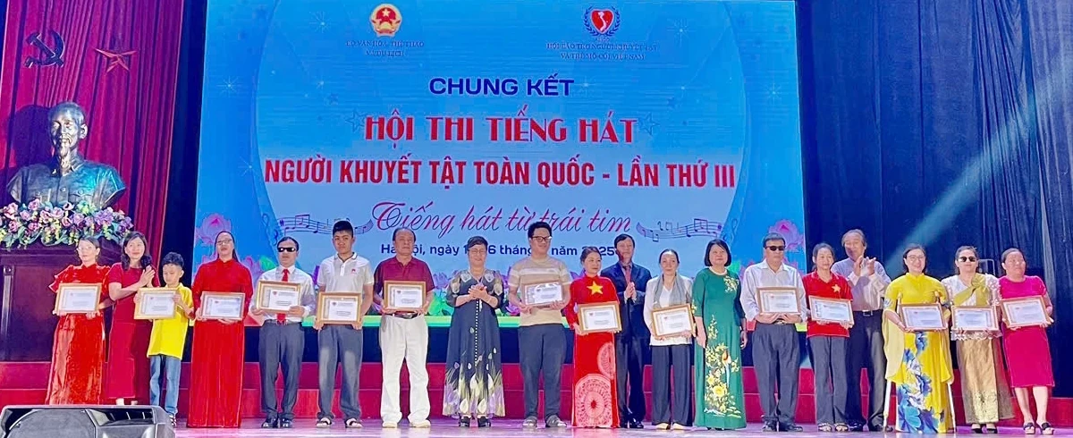 Phú Thọ đoạt Huy chương Bạc tại Hội thi “Tiếng hát Người khuyết tật” toàn quốc năm 2025