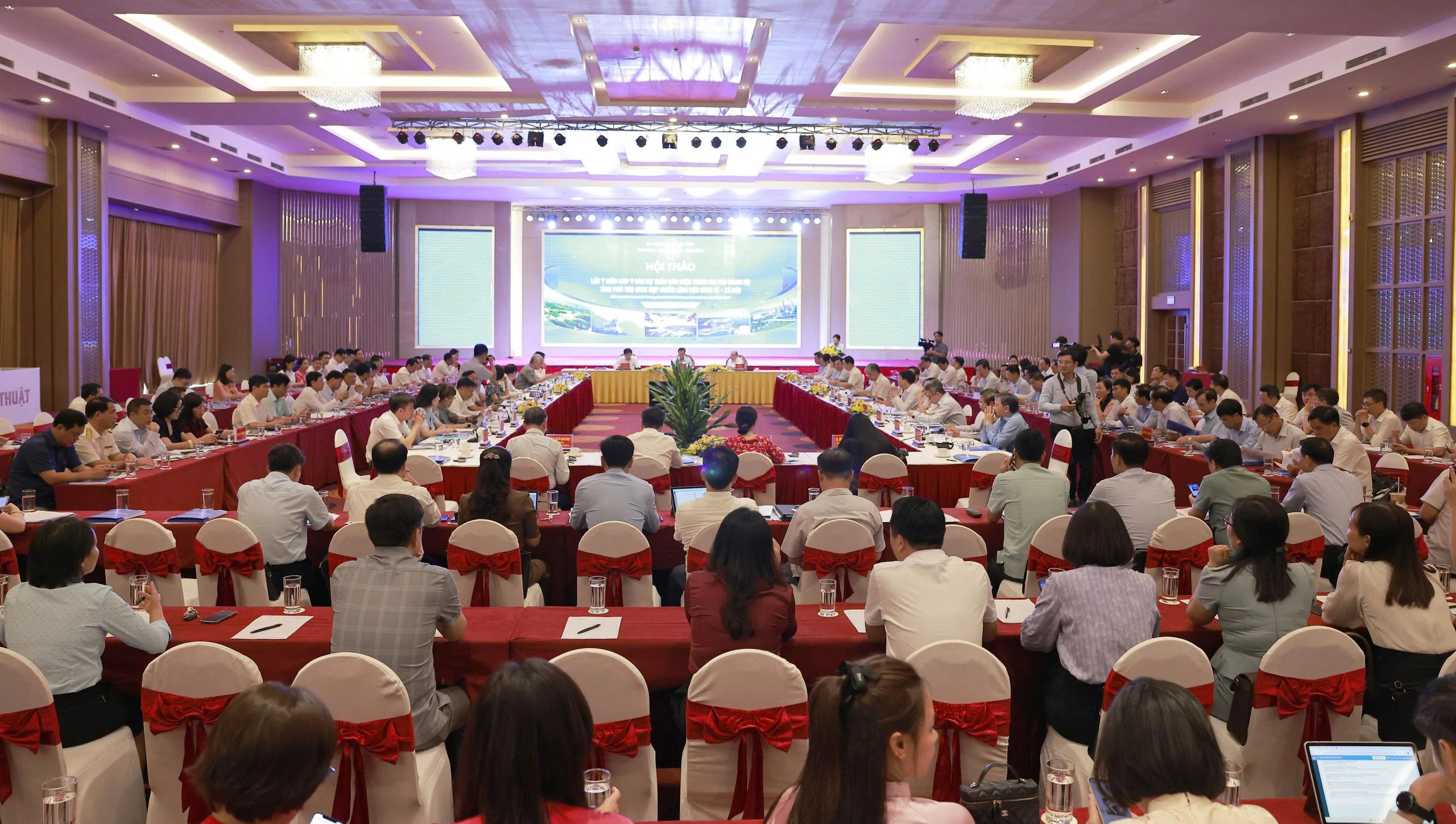 Phú Thọ - Vĩnh Phúc - Hoà Bình họp góp ý kiến dự thảo văn kiện trình Đại hội Đảng bộ tỉnh Phú Thọ (mới)