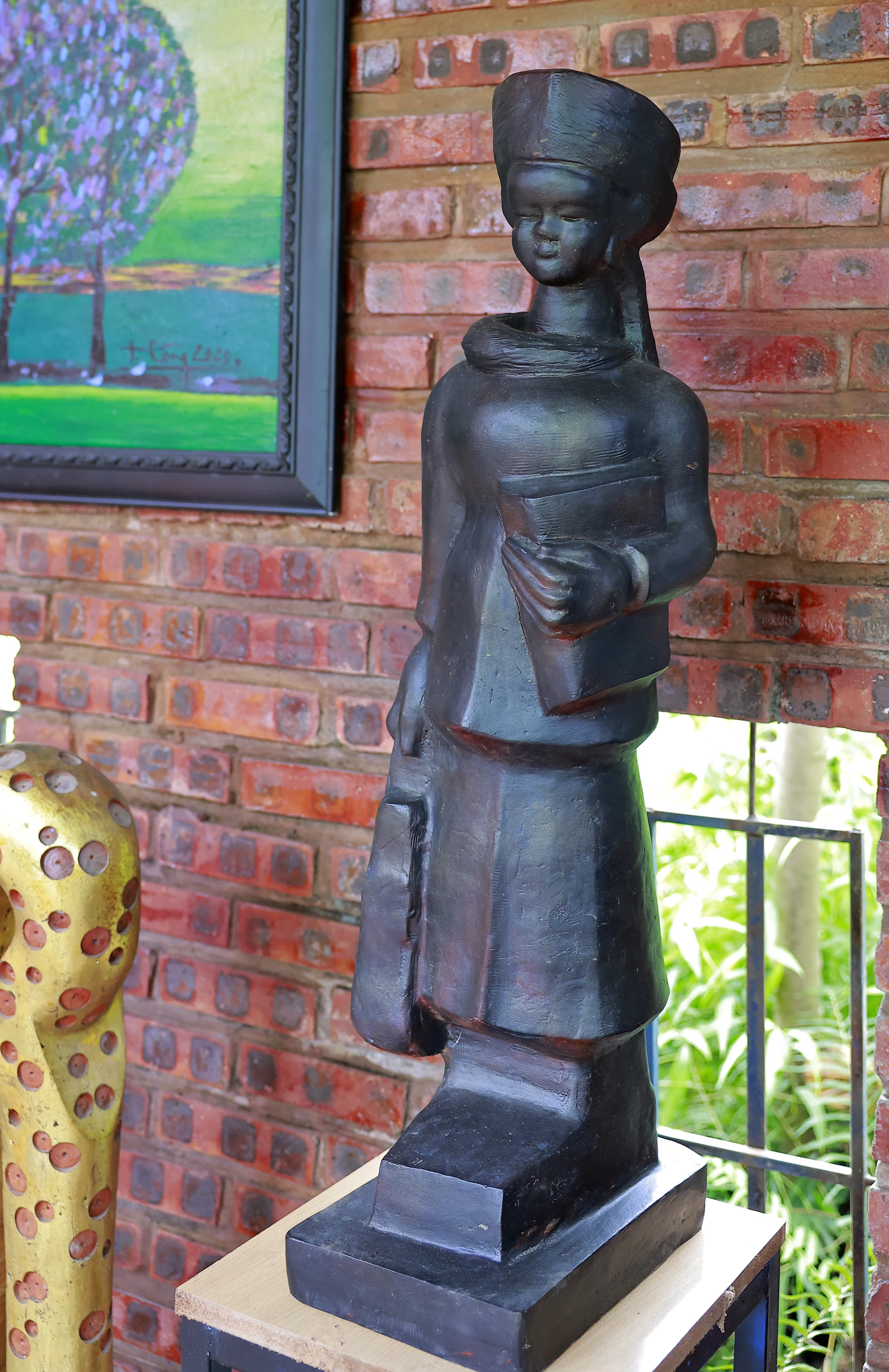 Từ đôi bàn tay tài hoa