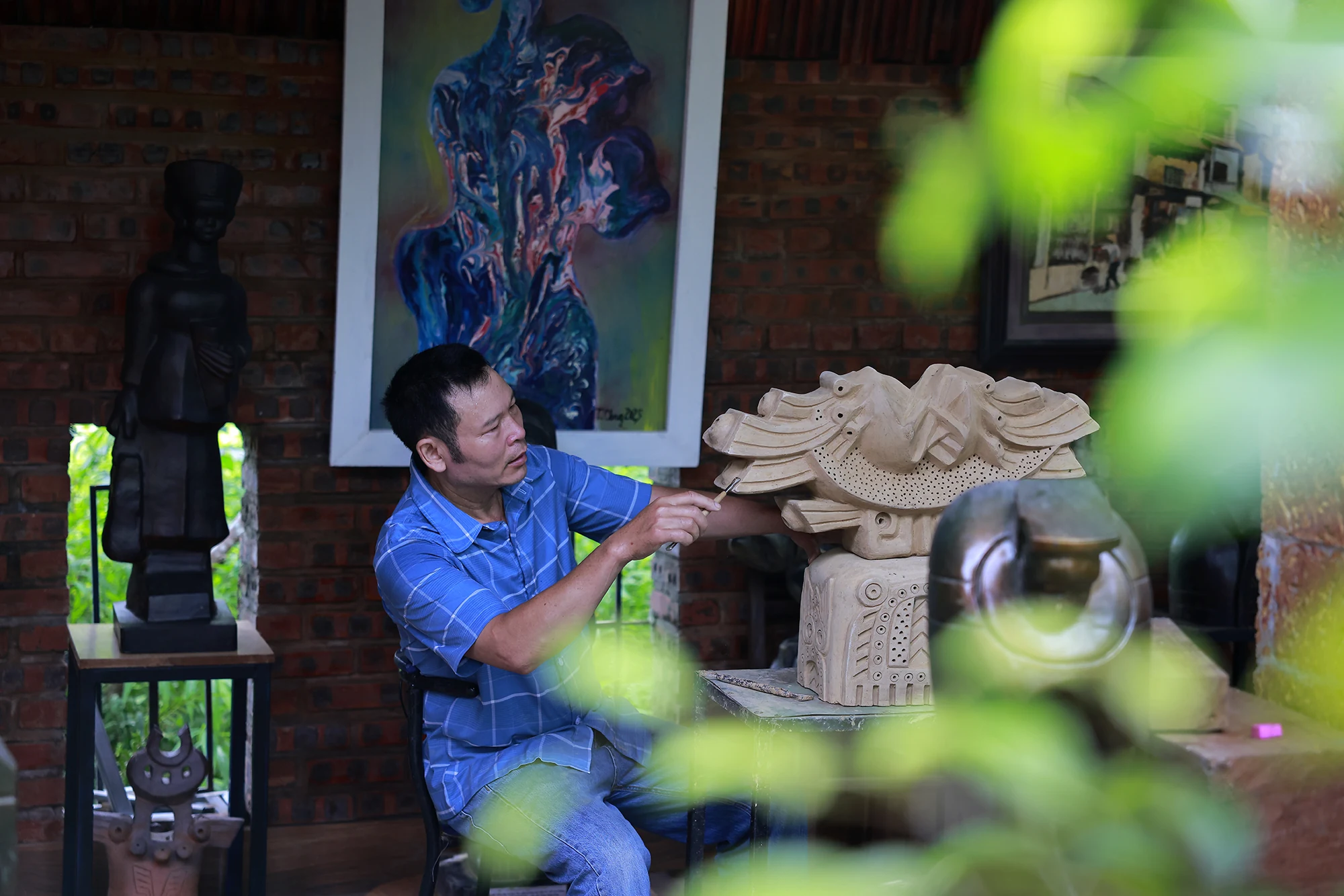 Từ đôi bàn tay tài hoa