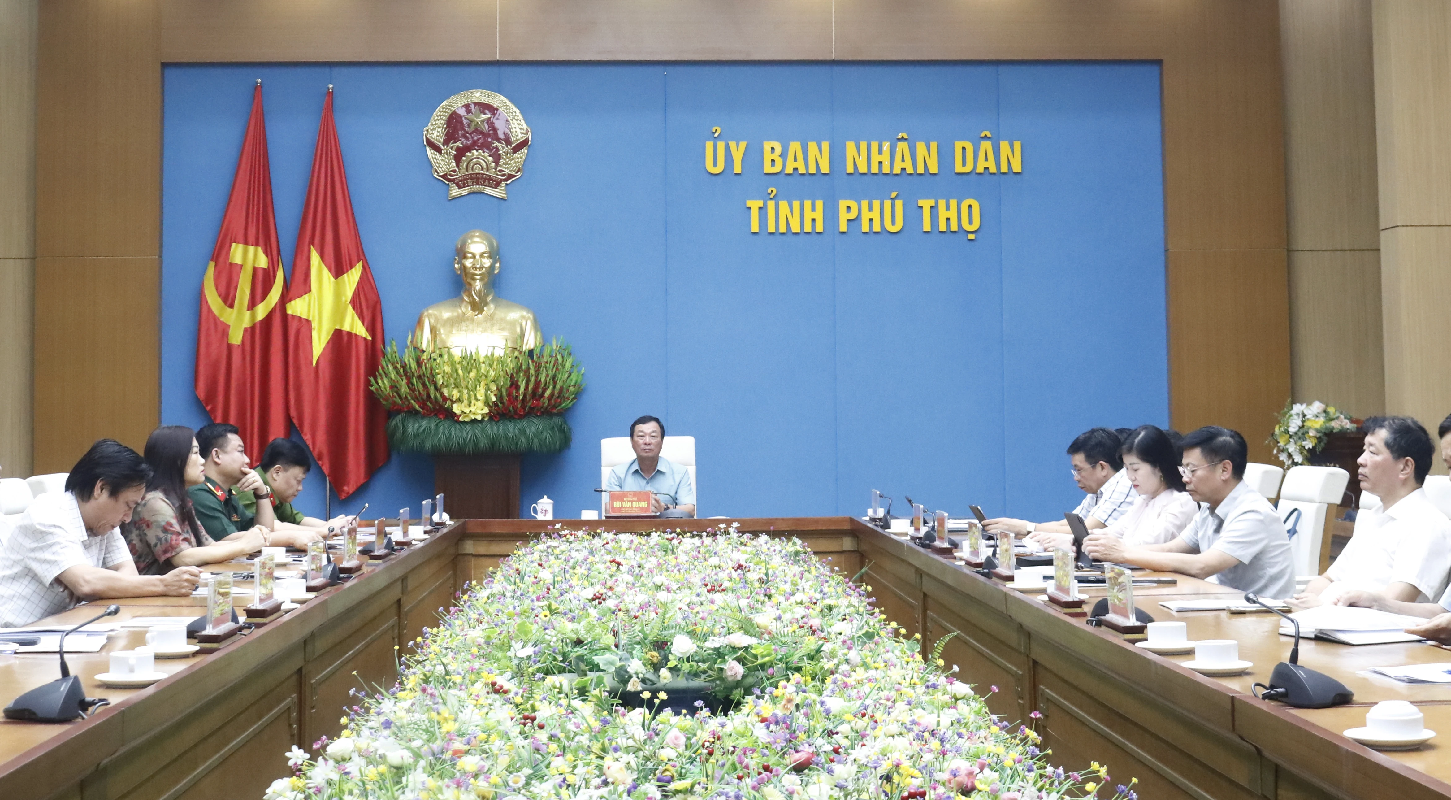Kiên quyết đấu tranh, ngăn chặn đẩy lùi tình trạng buôn lậu, gian lận thương mại, hàng giả và xâm phạm sở hữu trí tuệ
